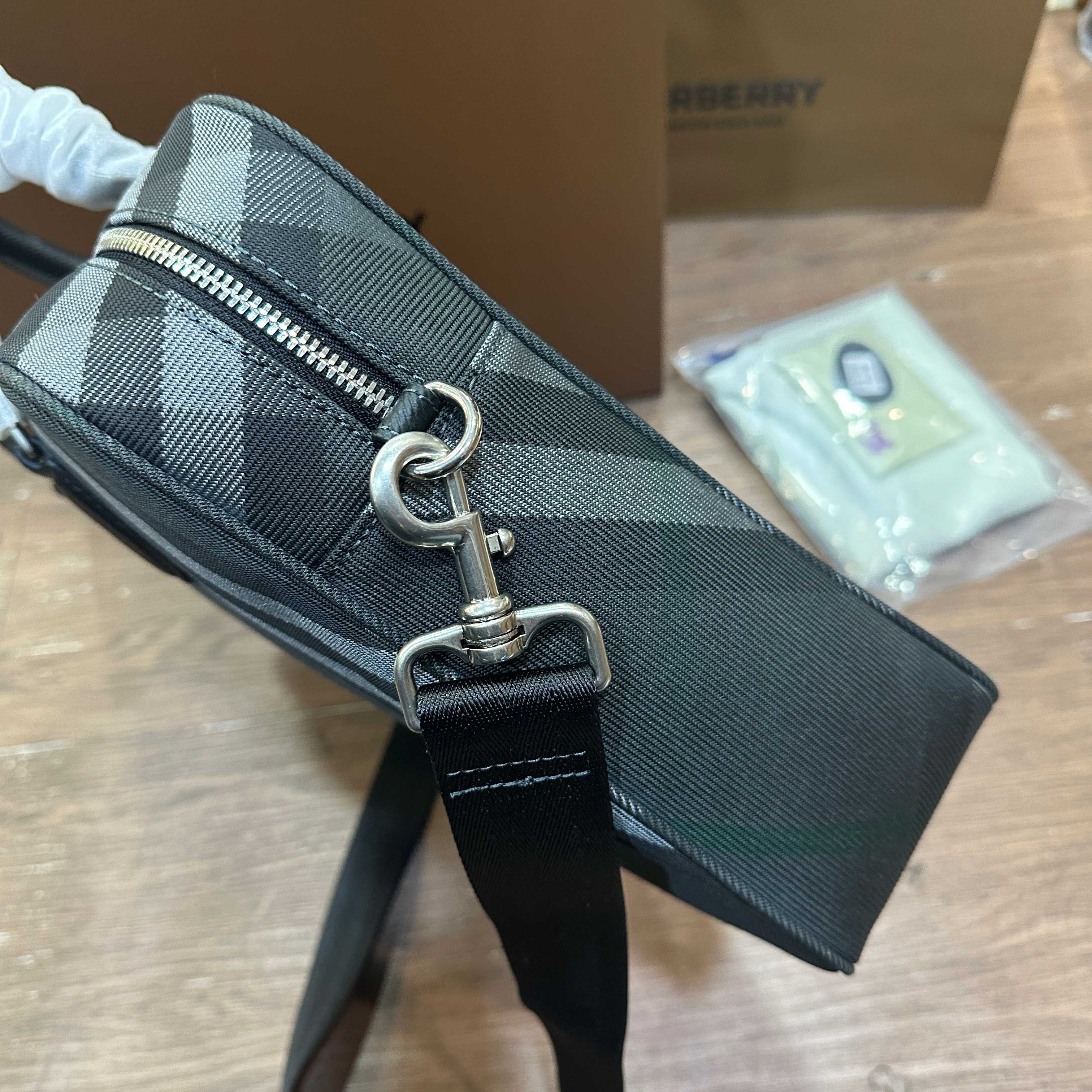 Grid briefcase — photo 5