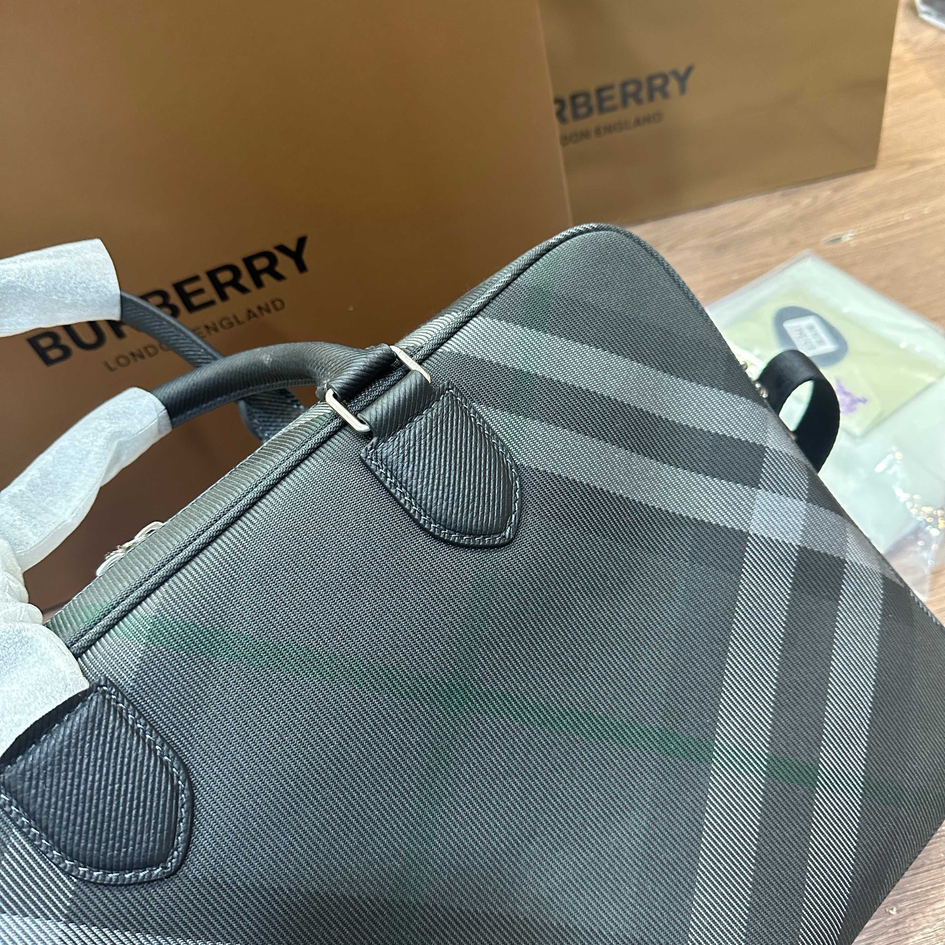 Grid briefcase — photo 3