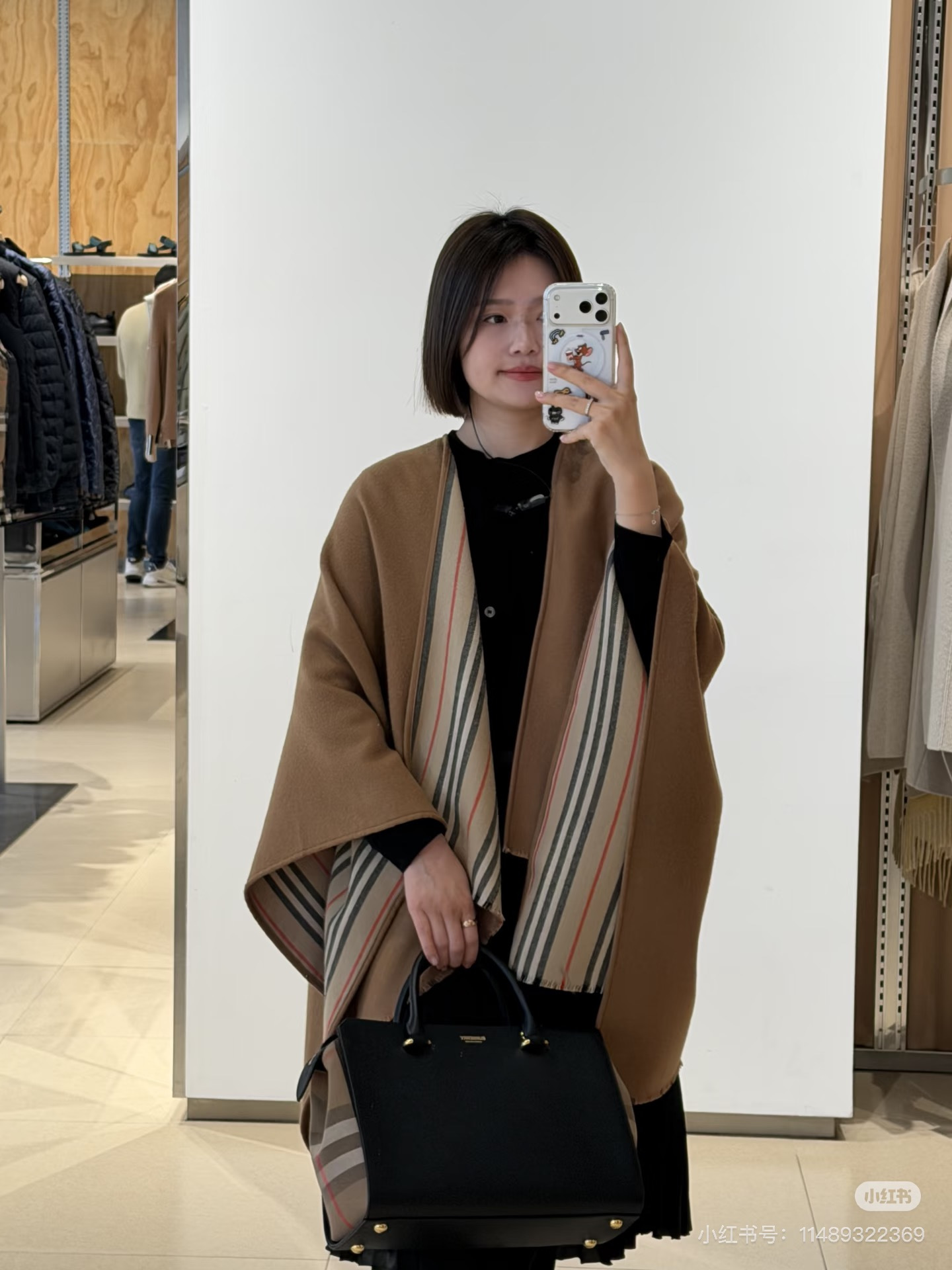 Burberry Upper body picture