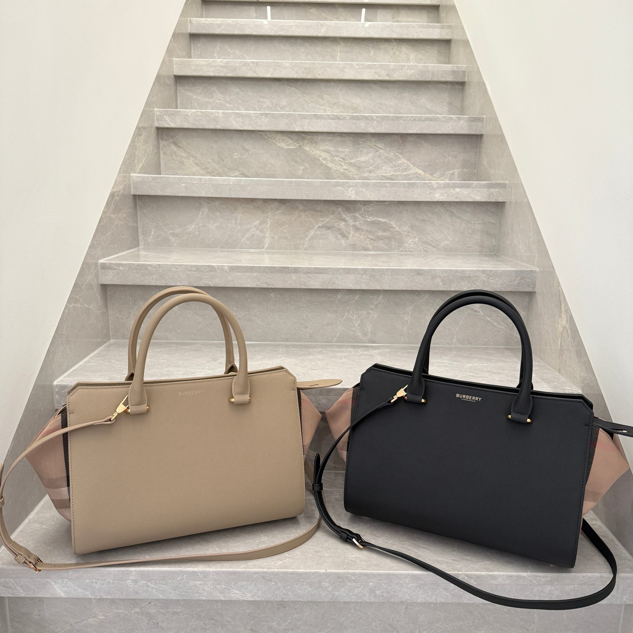 Burberry Bur Large Check Bag Tote Bag