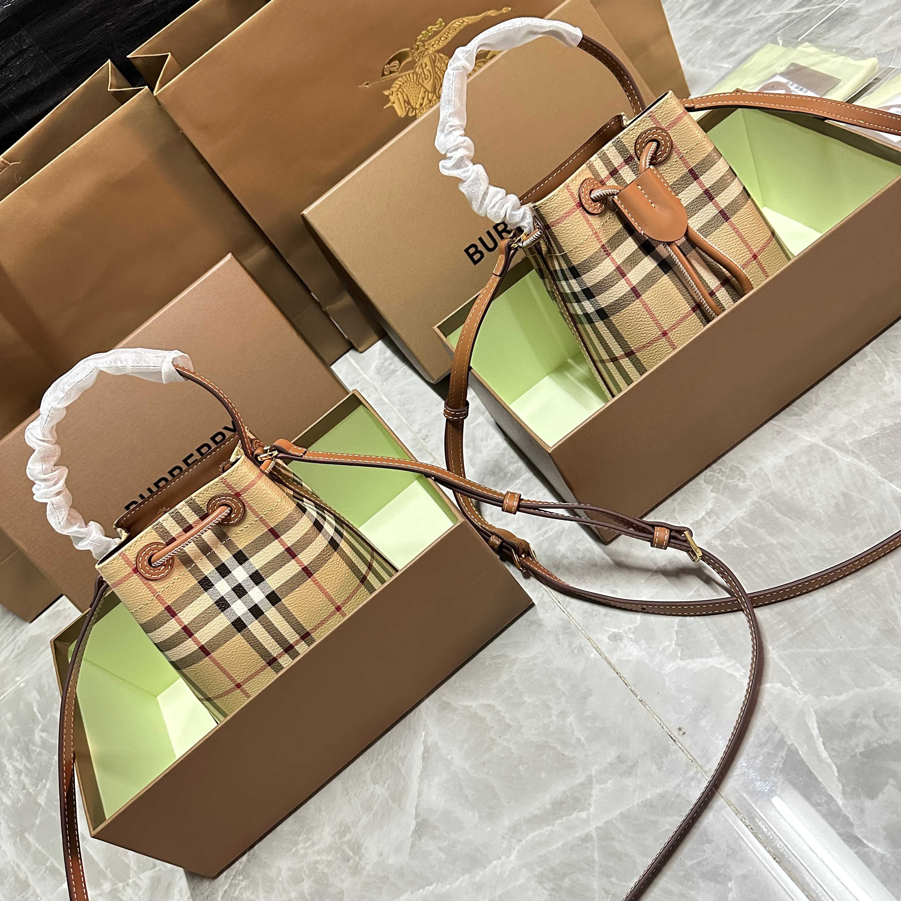 Burberry Small everyday