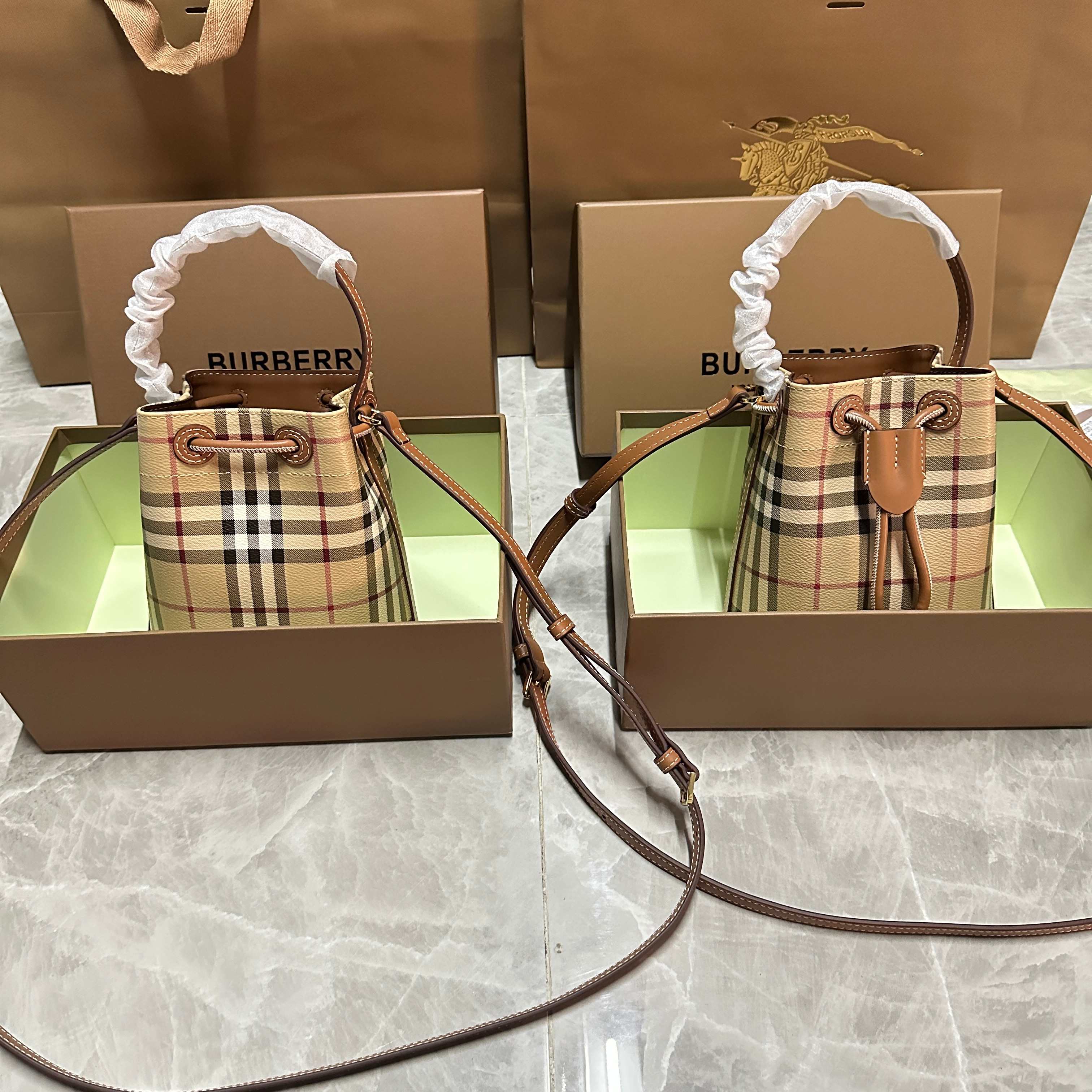 Burberry Small everyday