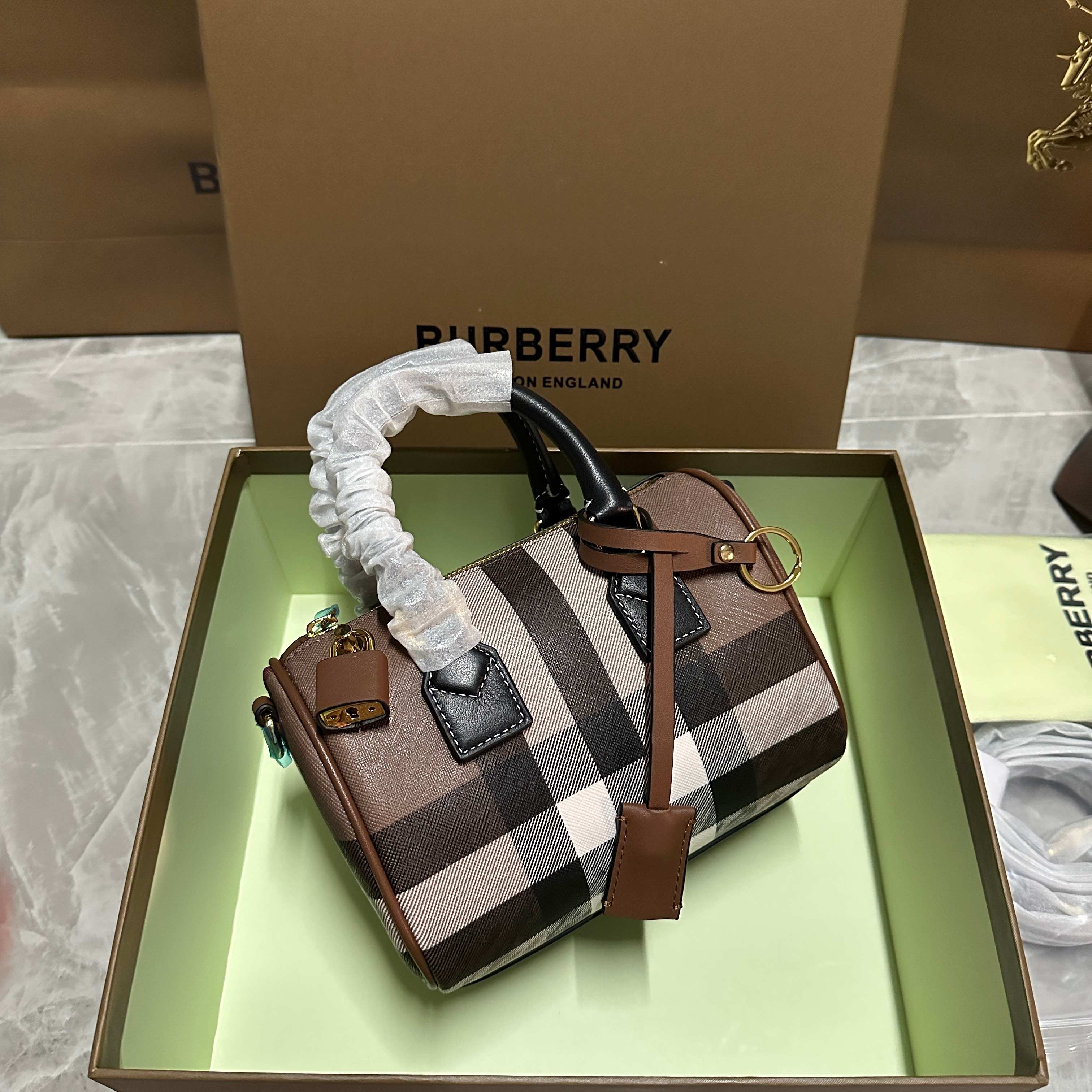 Burberry Mini everyday