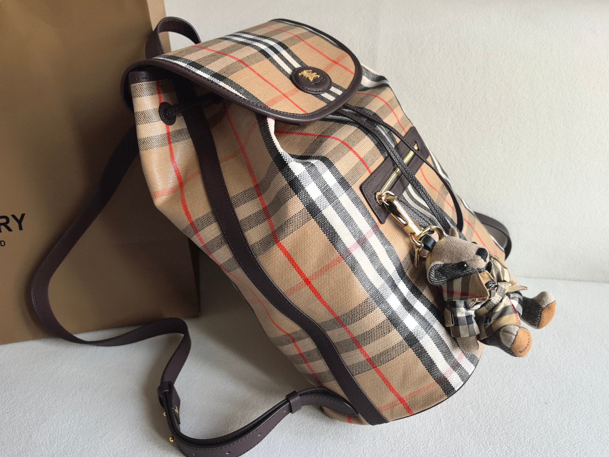 Burberry bag B Highlands ， 。 ， 。 Bur ， 。 ， 。 — photo 3