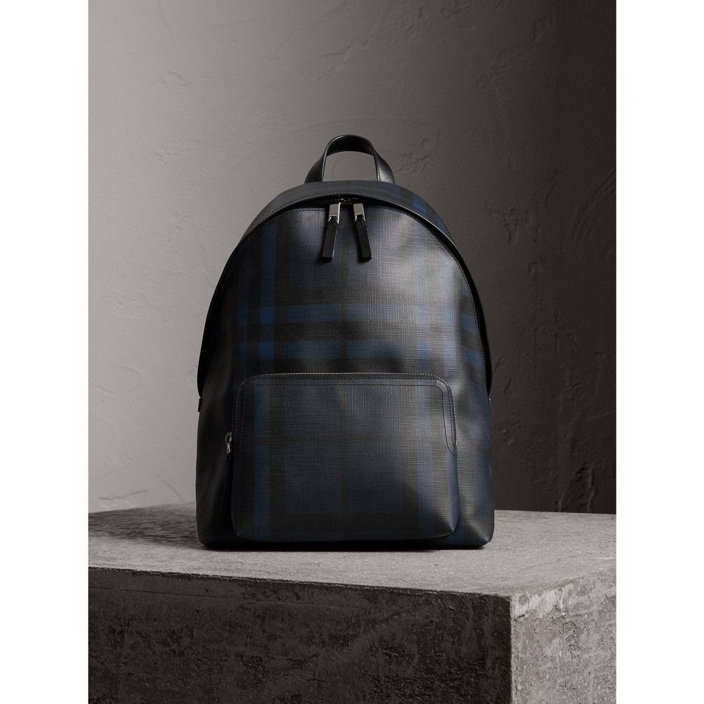Bolsa Burberry Foto do site oficial — photo 2