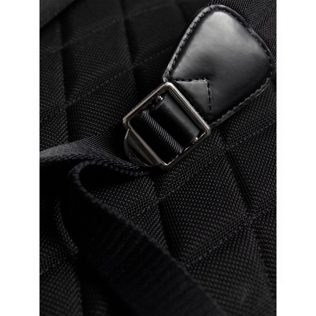 Bolsa Burberry Foto do site oficial — photo 5