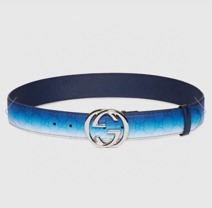 古奇。宽4.0cm 新款 Chroma系列互扣式双G腰带 别开生面的蓝色调渐变效果印花为这款基础功能单品