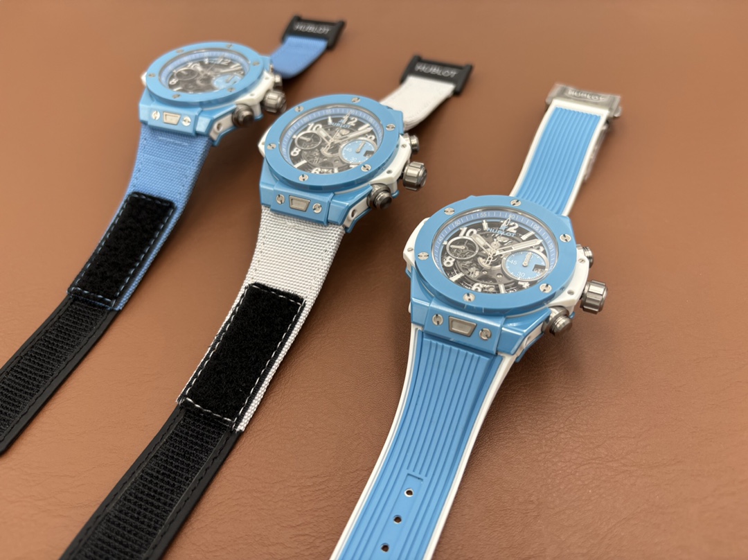 HUBLOT URICO Blue Wristwatch with Coloured Ceramics and Superior Functionality - 图片 6
