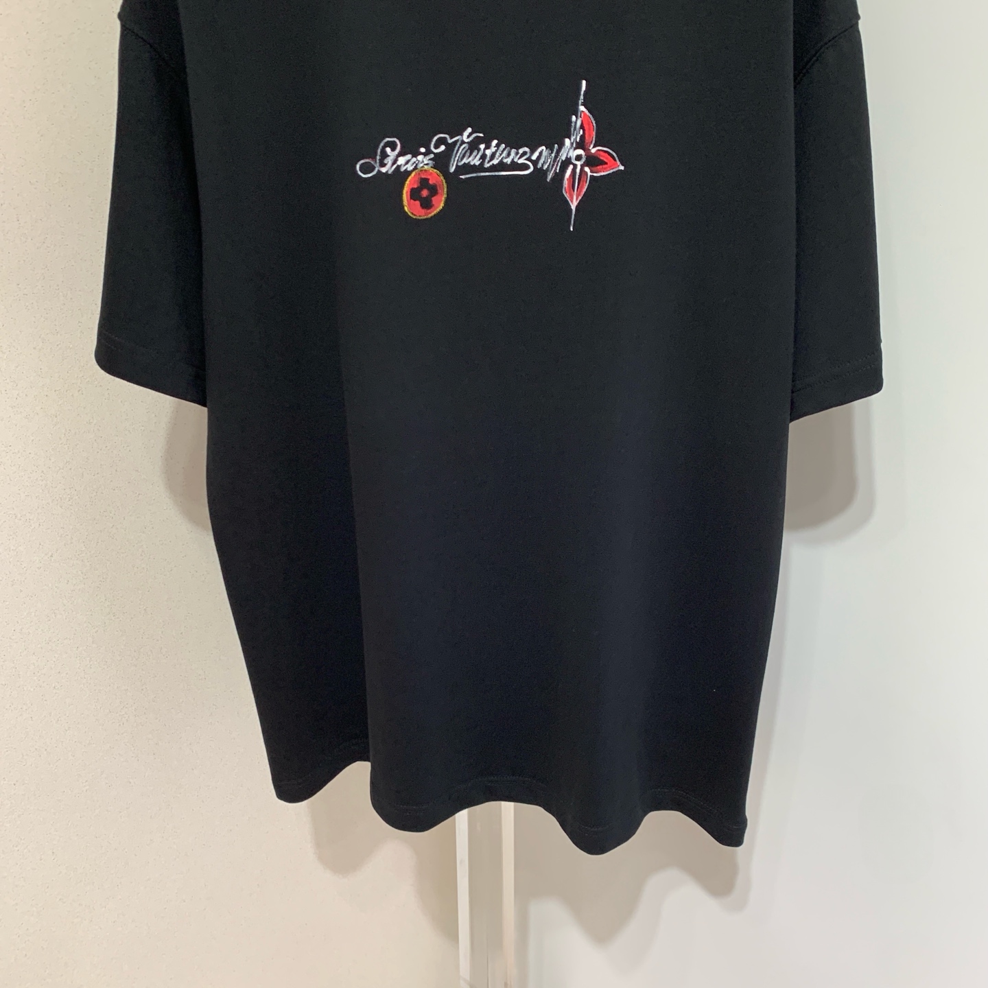 Louis Vuitton 2025 Summer Hand-Painted Short Sleeve Tee - Unisex XS-XL 4 i1747507571766 4430 0 2