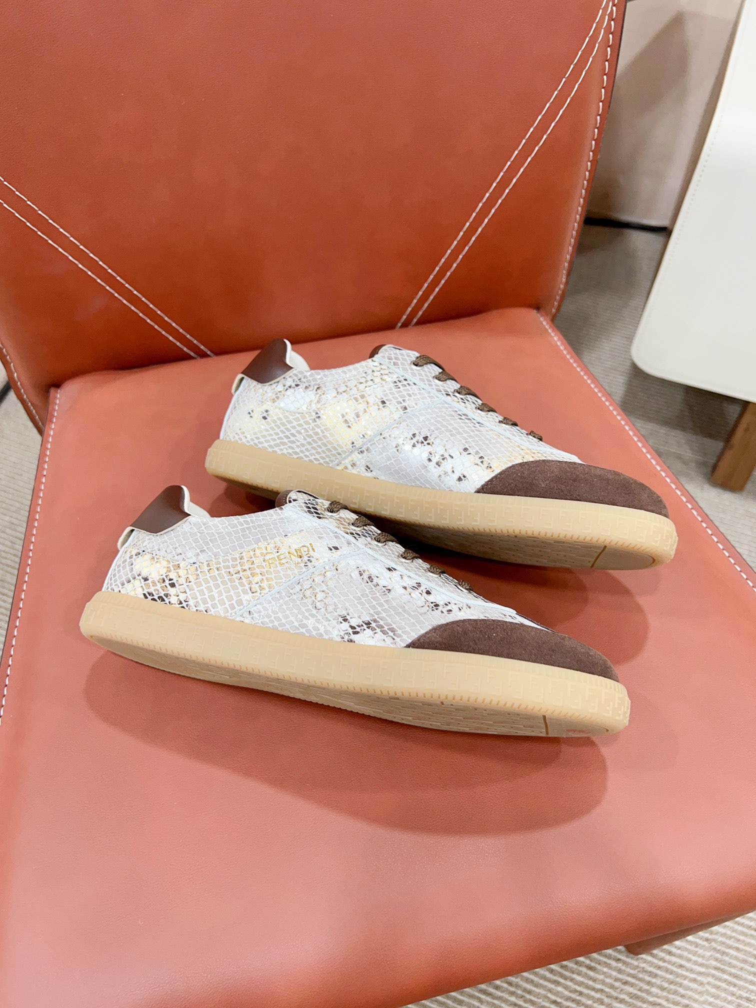 [Bally Women