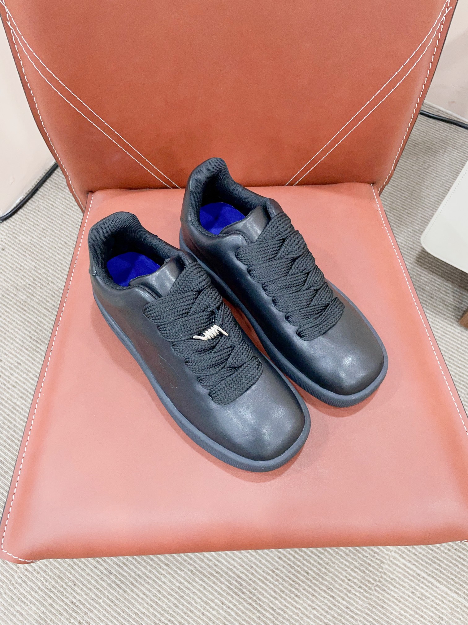 Burberr* 24-Year-Old Retrospect Shoegirls’ Sports Boards: Certified 2024s New💯 - 图片 2
