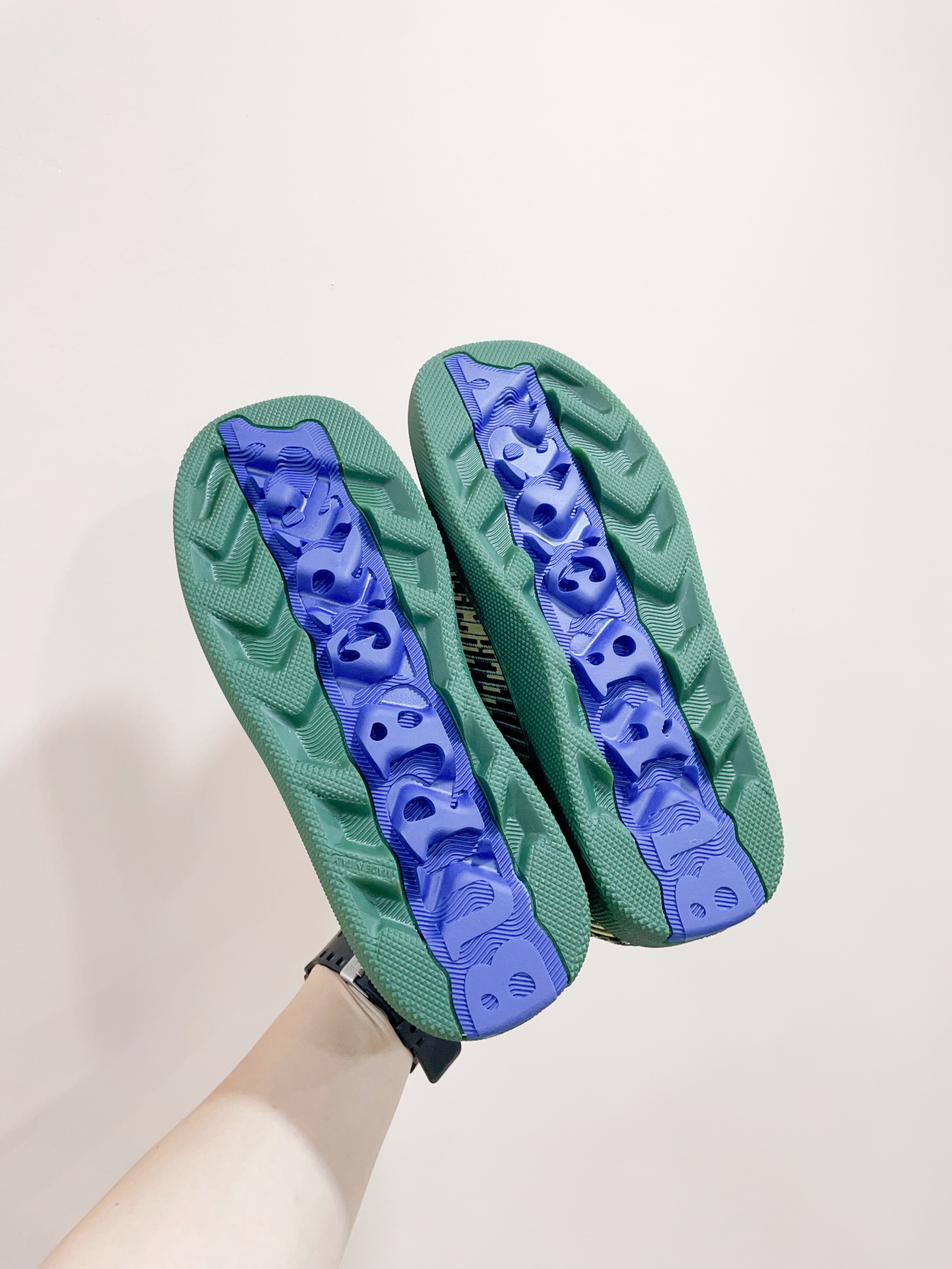 Burberr* 24-Year-Old Retrospect Shoegirls’ Sports Boards – Certified 2024s New💯 - 图片 9