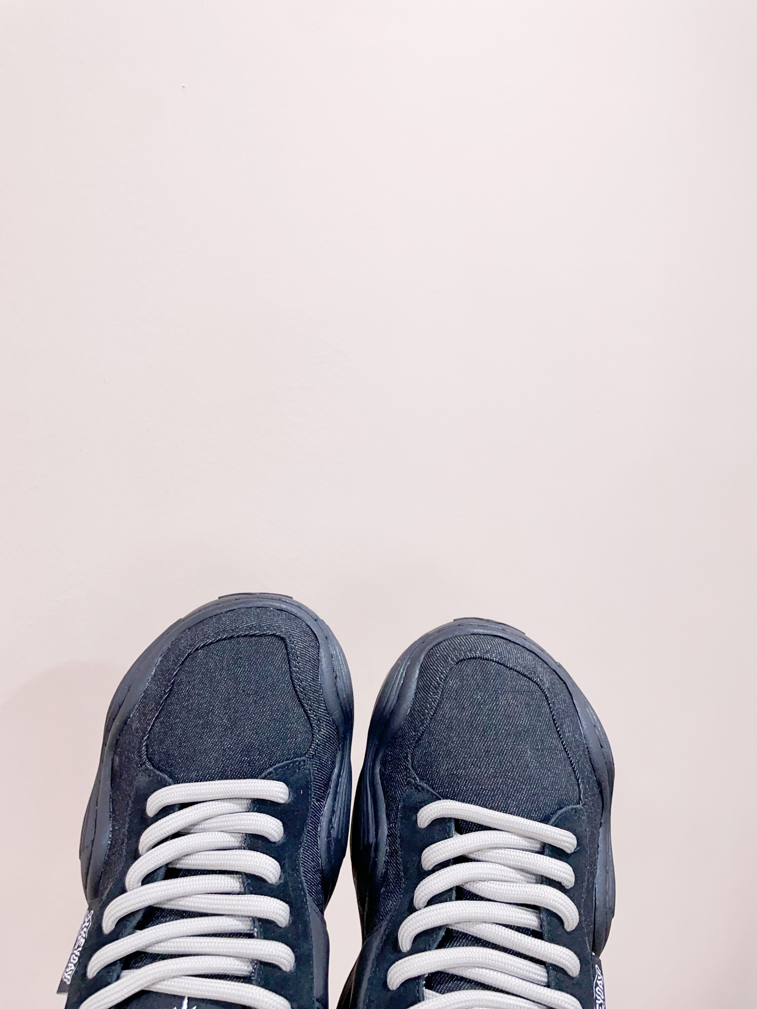 HEYDA Unveils 2024’s Trendy Canvas Shoes with Unique Features and Affordable Price - 图片 8
