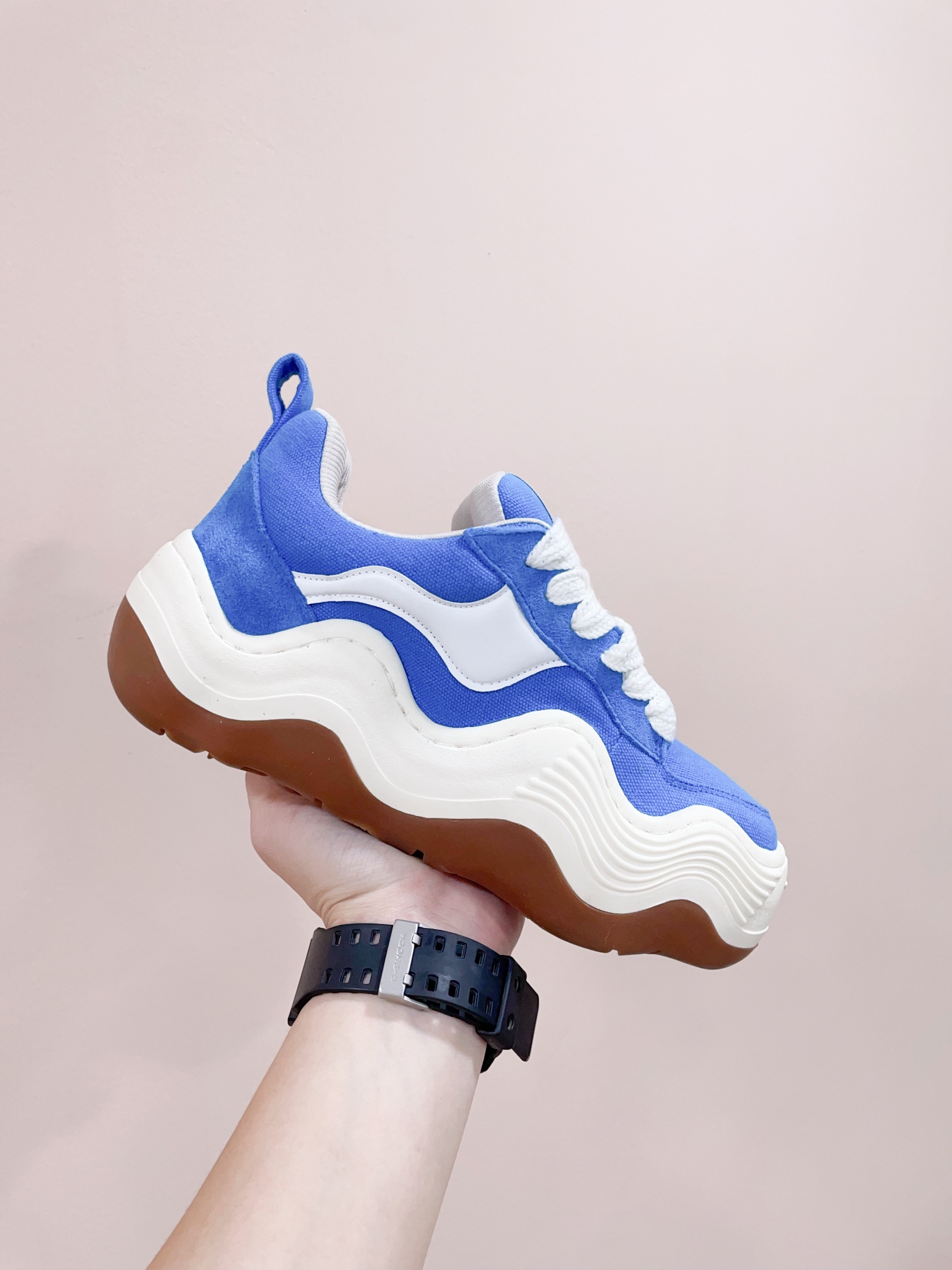 HEYDA Unveils 2024’s New Canvas Sneakers with Wave Soles for Superstar Comfort - 图片 6