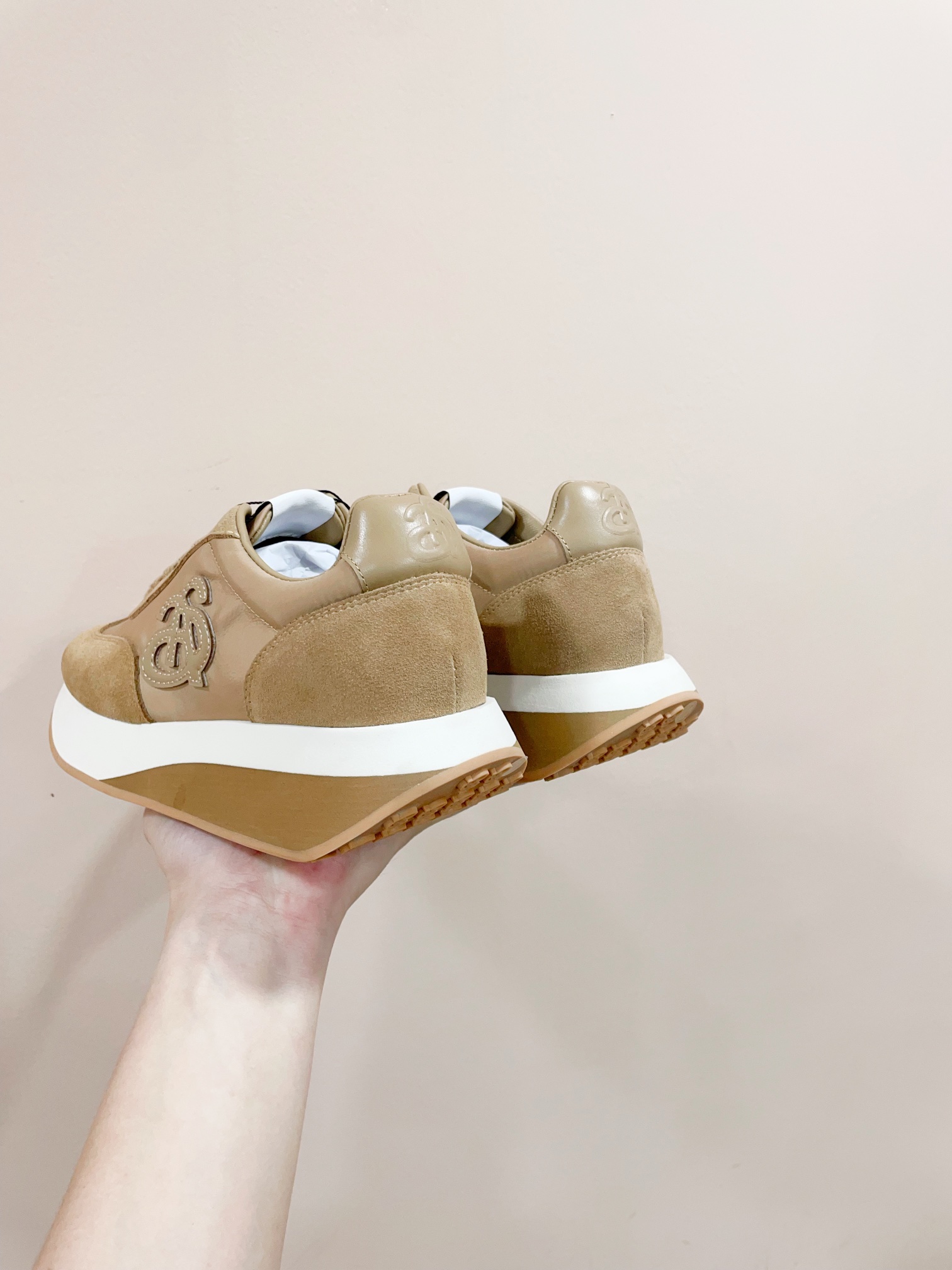 “Vibrant ANN ANDELMA 24s: Colored German Shoes, Comfortable & Affordable | 2024 Certification” - 图片 9