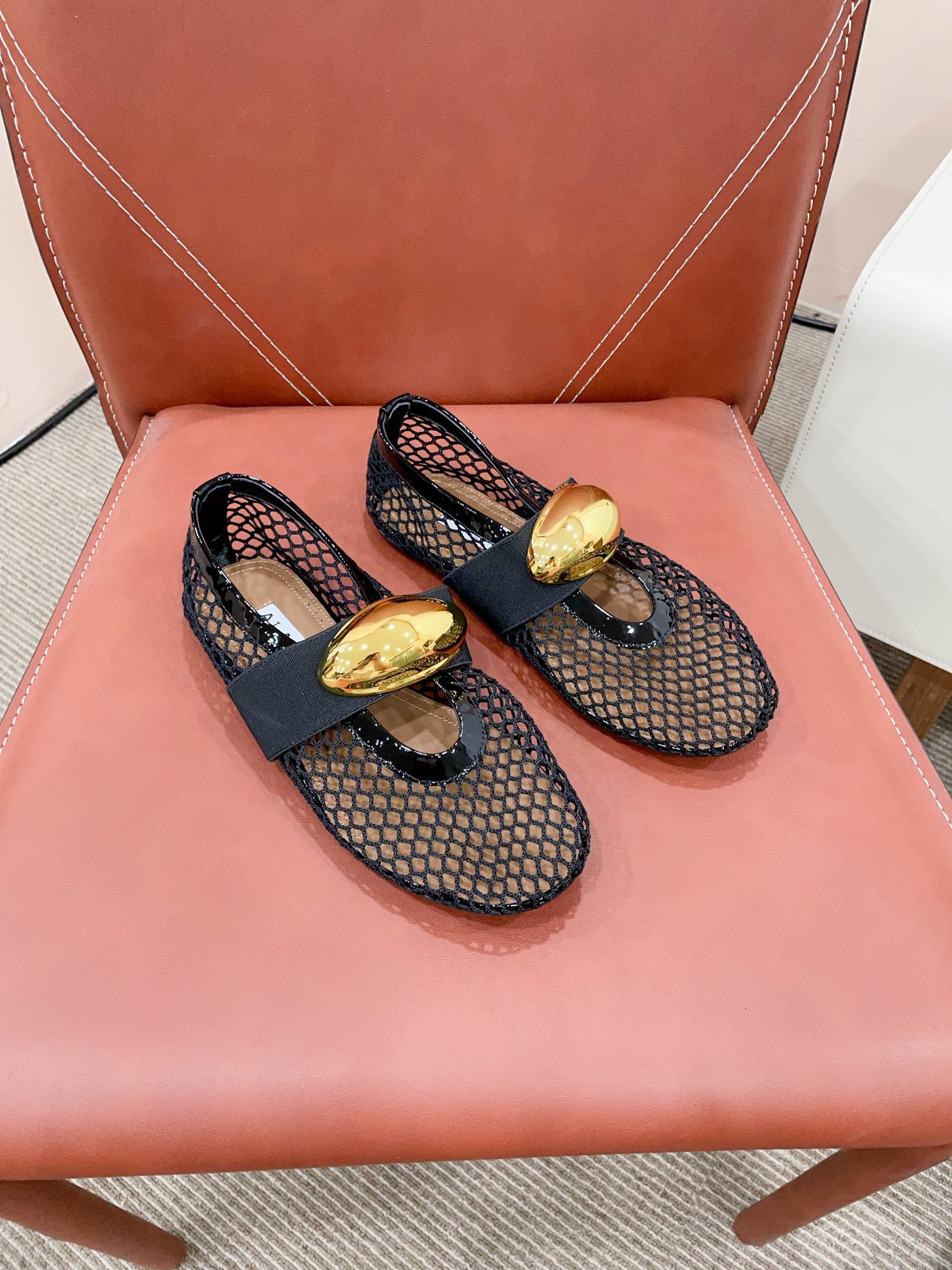 Alai 2024 Ballet Flats: Parisian Fashion Excellence at Competitive Prices - 图片 2