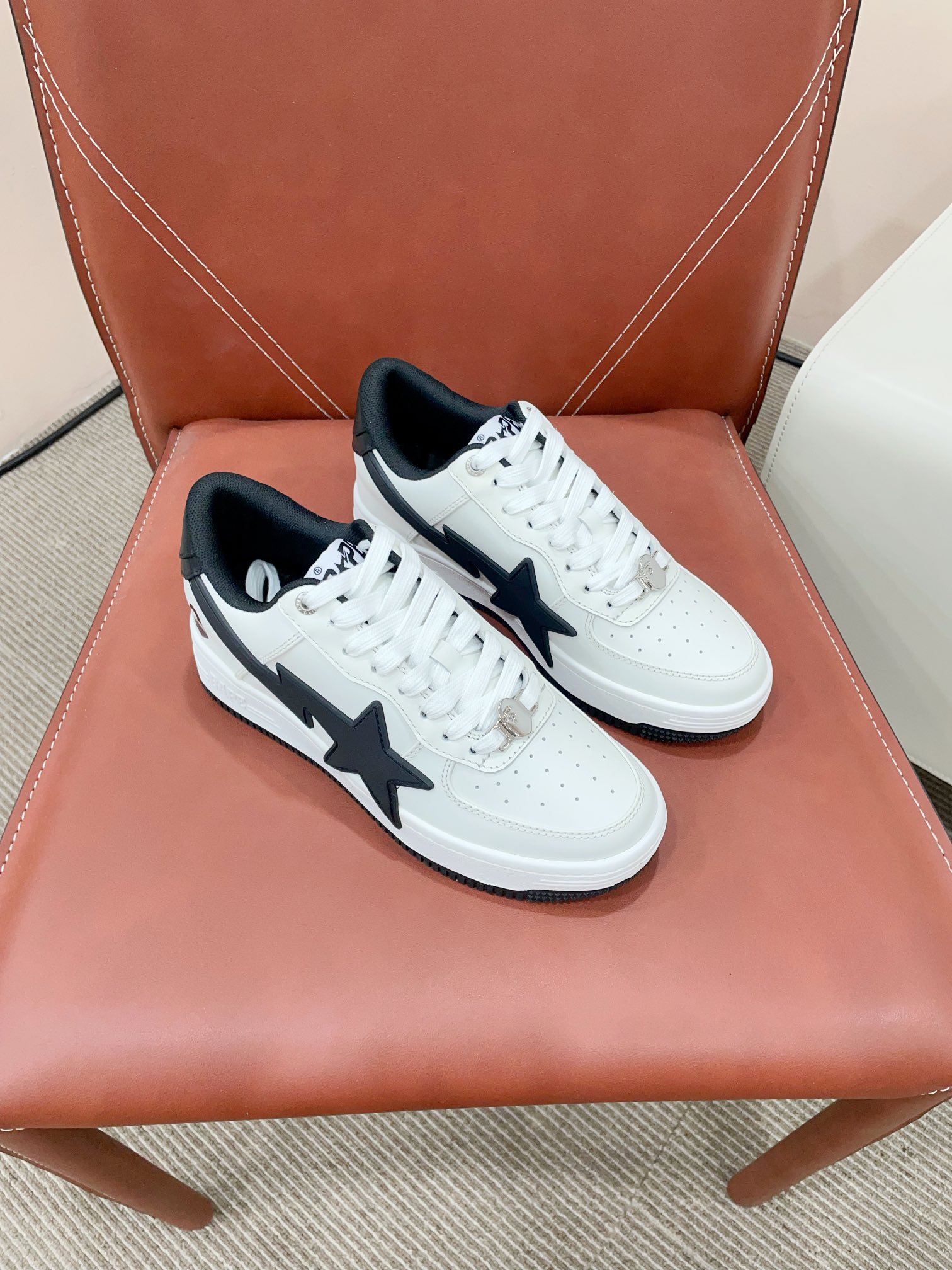 A BATHING APE Sneakers: Classic BAPE STA Models with Great Colors - 图片 3