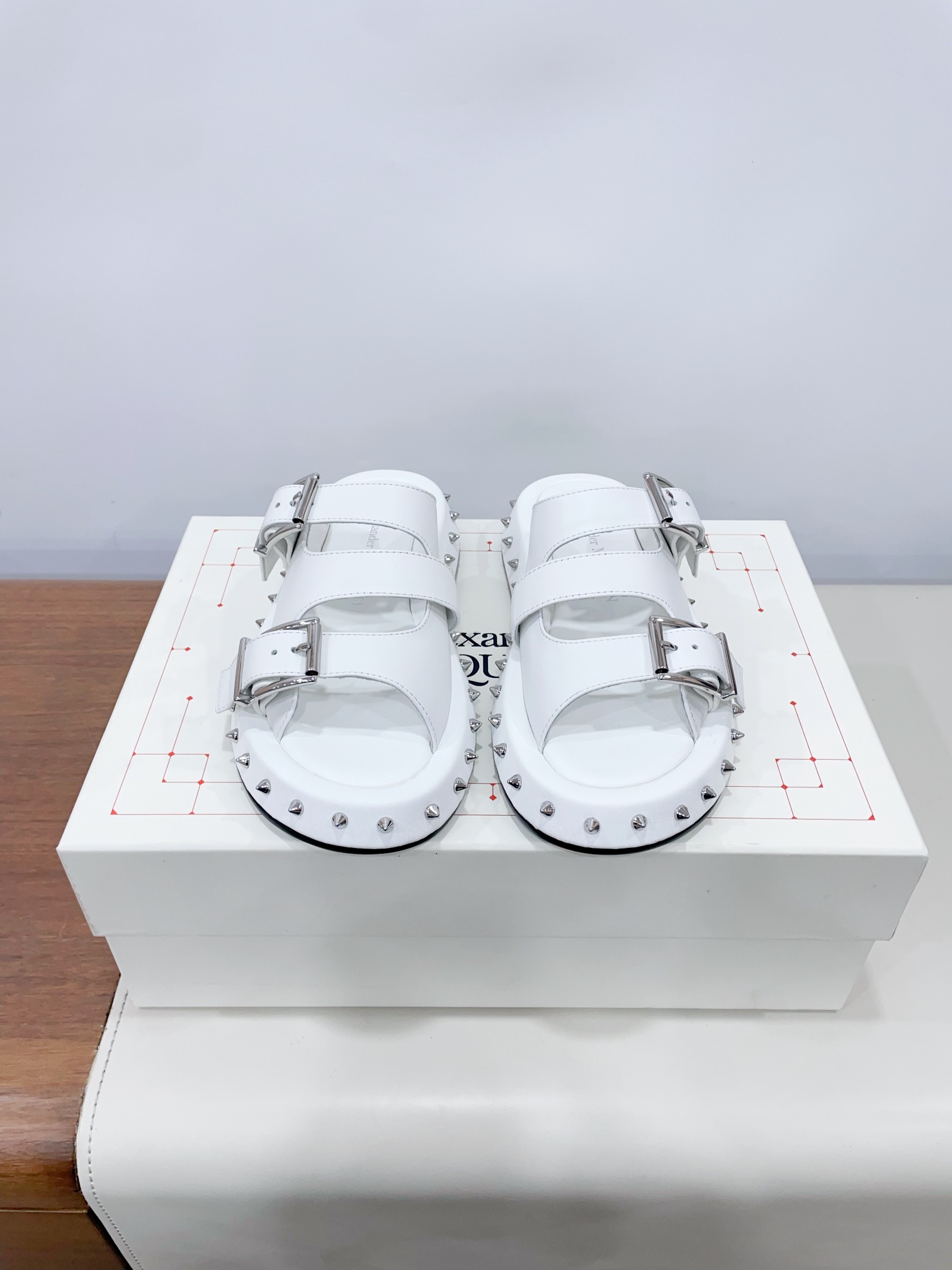 2025 Spring New McQueen Stirling Punk Shoes – Top Edition Summary - 图片 1