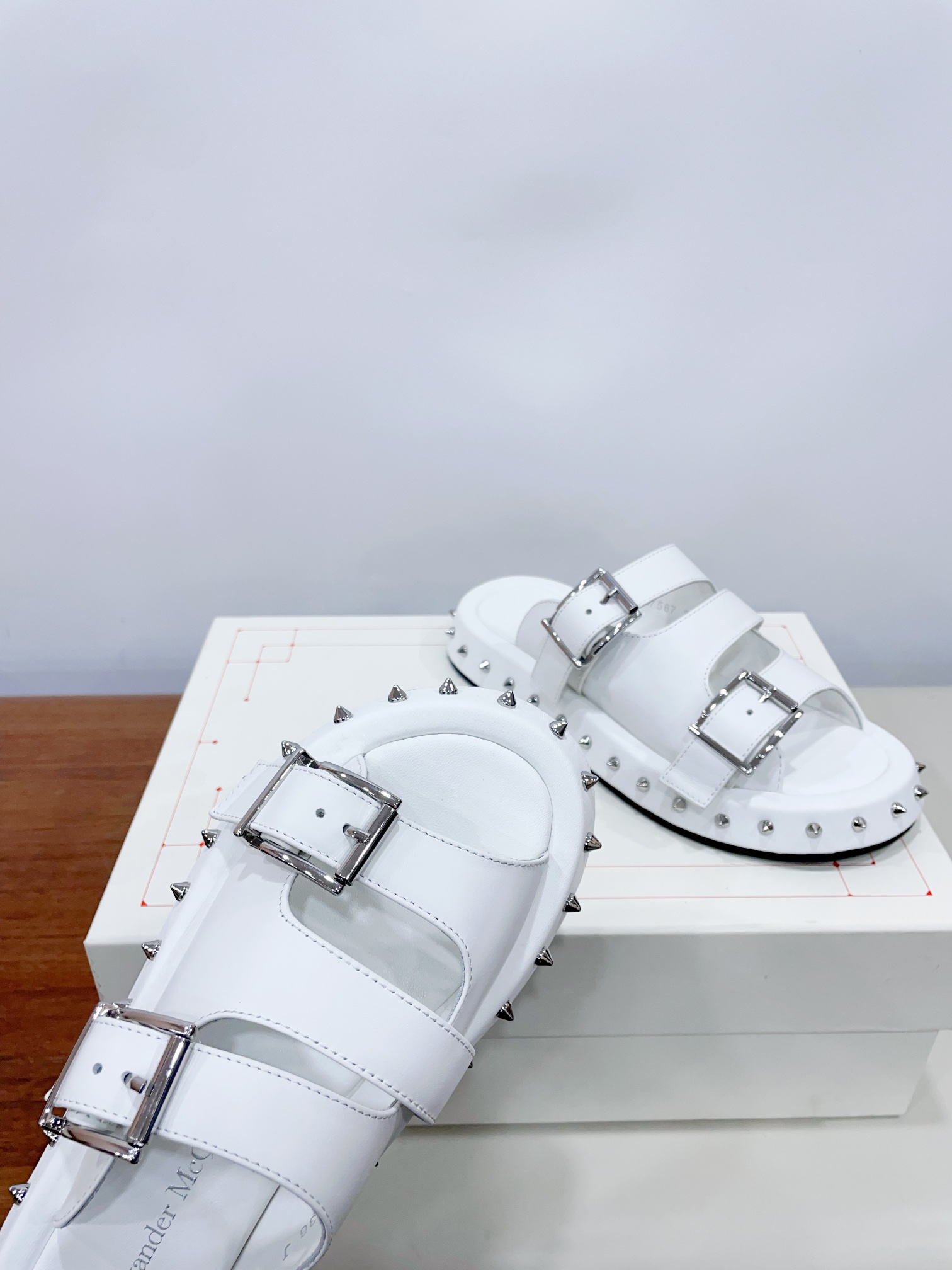 2025 Spring New McQueen Stirling Punk Shoes – Top Edition Summary - 图片 7