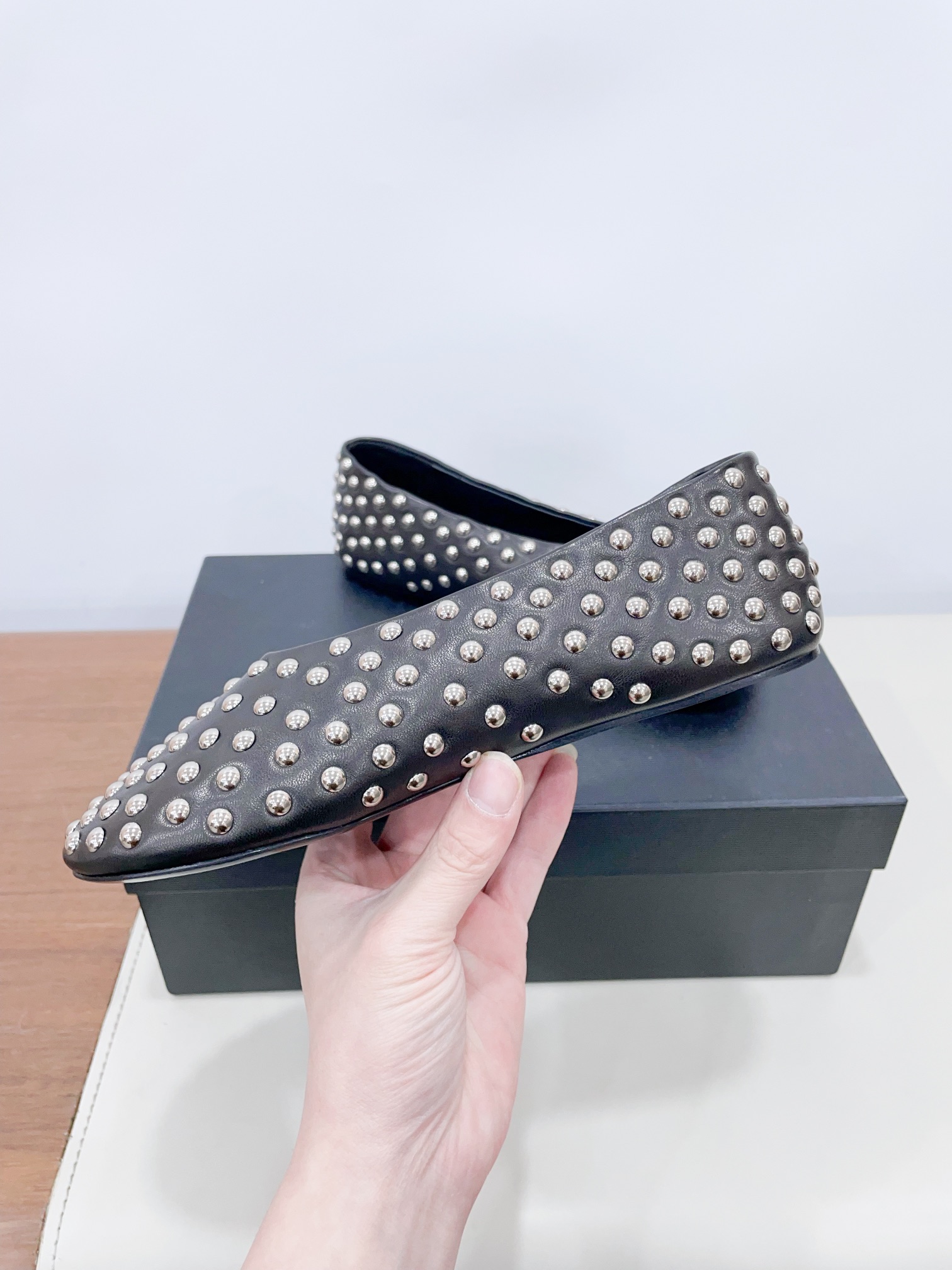P700 Roundhead Burken Ballet Shoes: Retro Style with Sheepskin and Metal Buttons - 图片 3