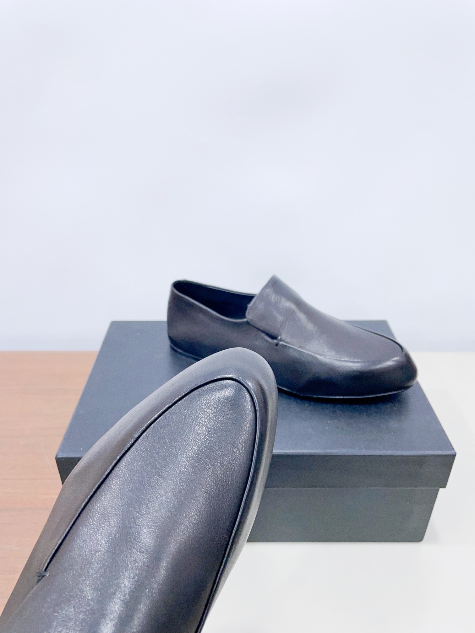 High-Quality Retro Sheep Skin Ballet Shoes with Metal Buttons: P700, Sizes 35-40 Women. - 图片 6