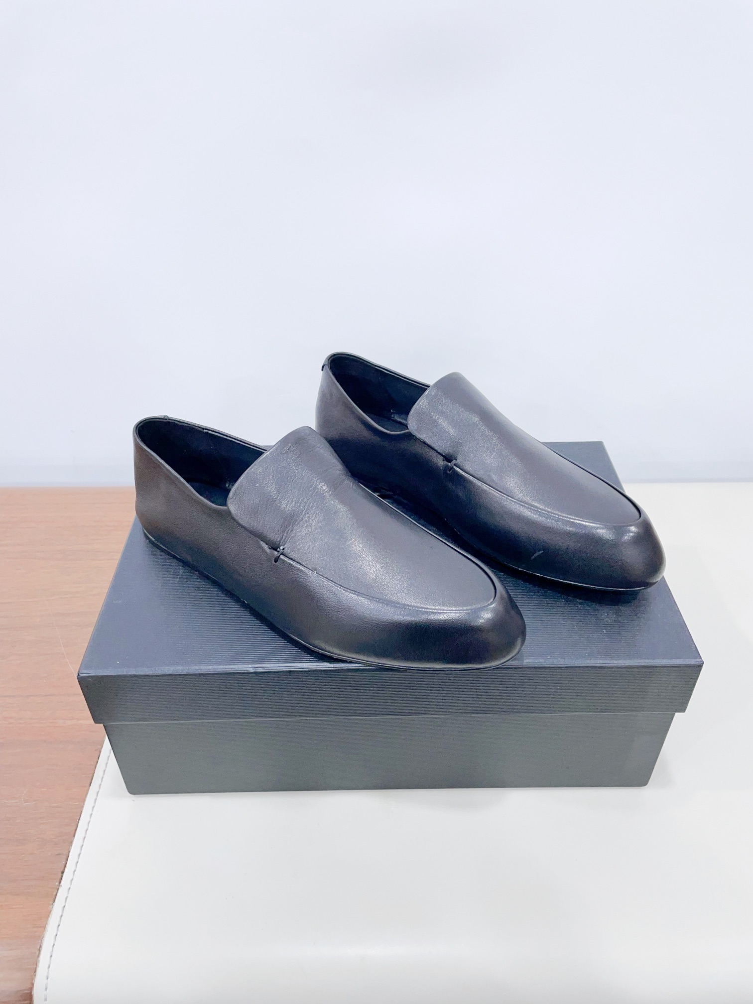 High-Quality Retro Sheep Skin Ballet Shoes with Metal Buttons: P700, Sizes 35-40 Women. - 图片 3