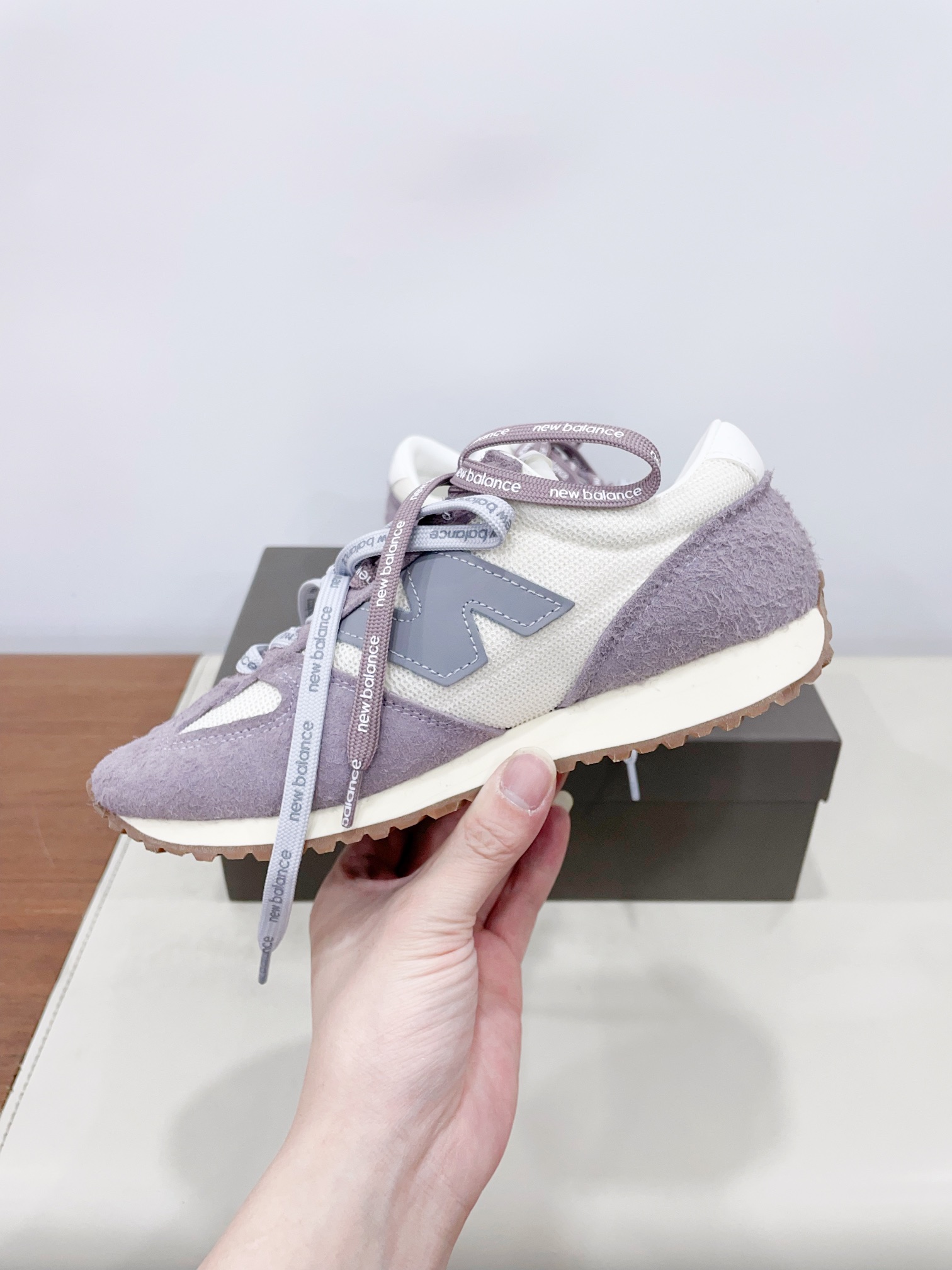 Newbalance 47125s: Classic Spring/Summer Shoes at P600, Rare Milk Purple Color - 图片 3