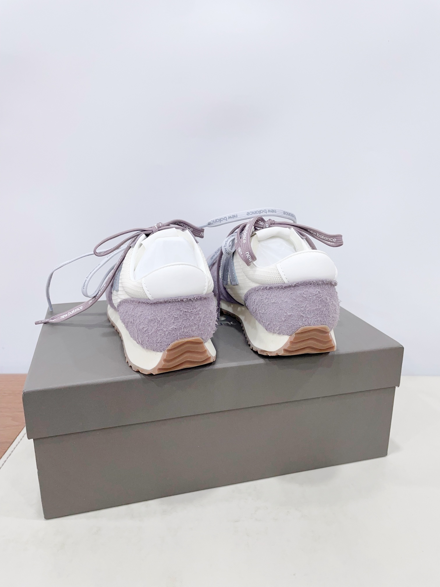 Newbalance 47125s: Classic Spring/Summer Shoes at P600, Rare Milk Purple Color - 图片 7