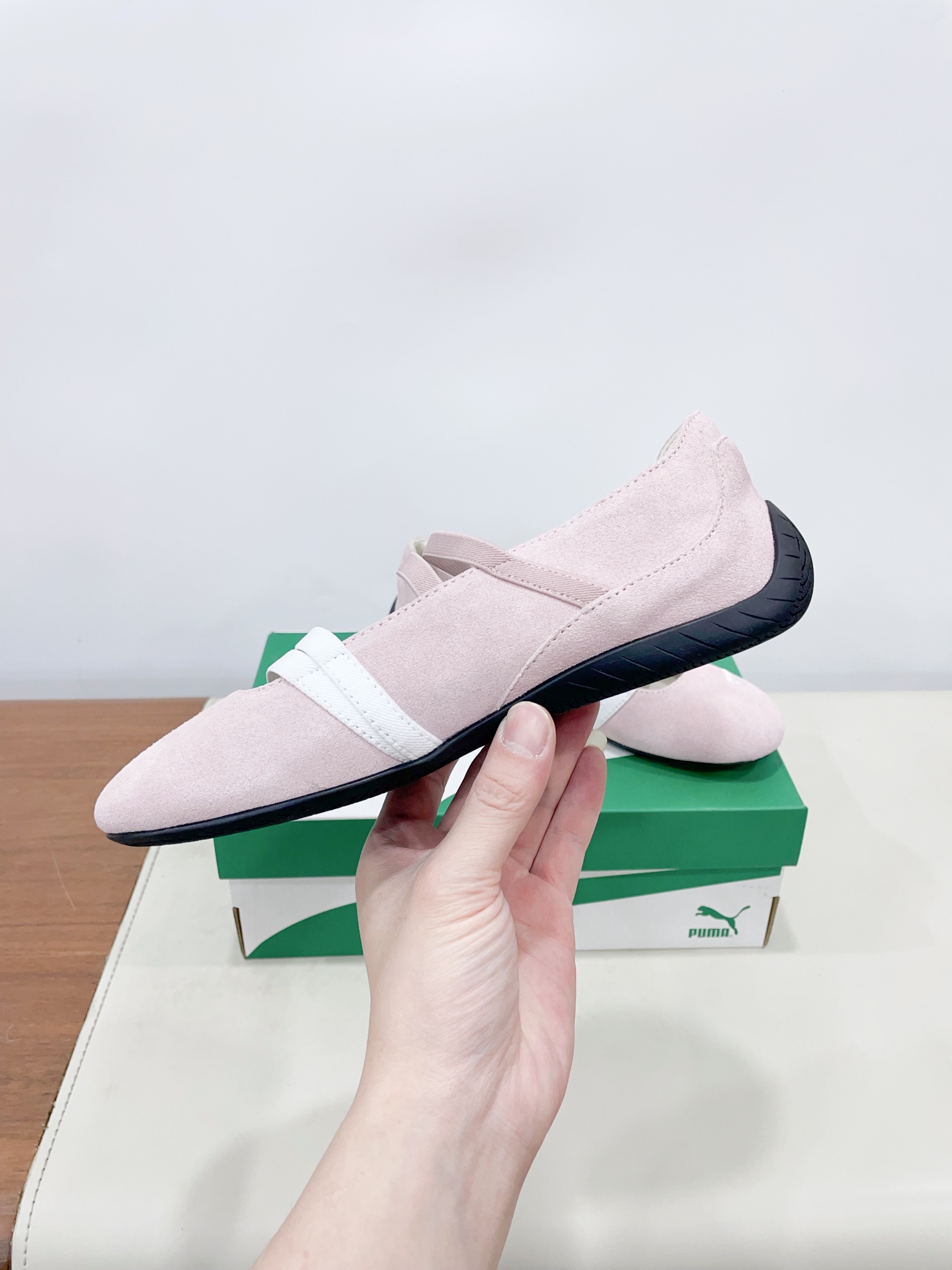 PUMA King Returns with Retro Avanti Shoe: Unique Design Gains Attention - 图片 3