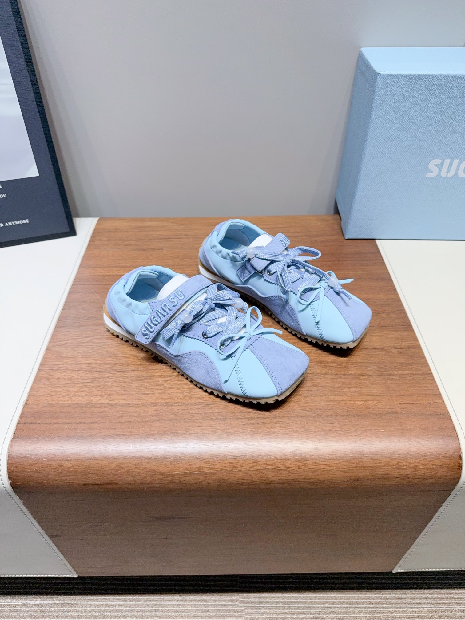 Title: Ballet Shoes: Comfy Sheepskin Designs for Summer, Sizes 35-40 Summary: Priced at 600, ballet shoes feature sheepskin, summer colors, and sizes