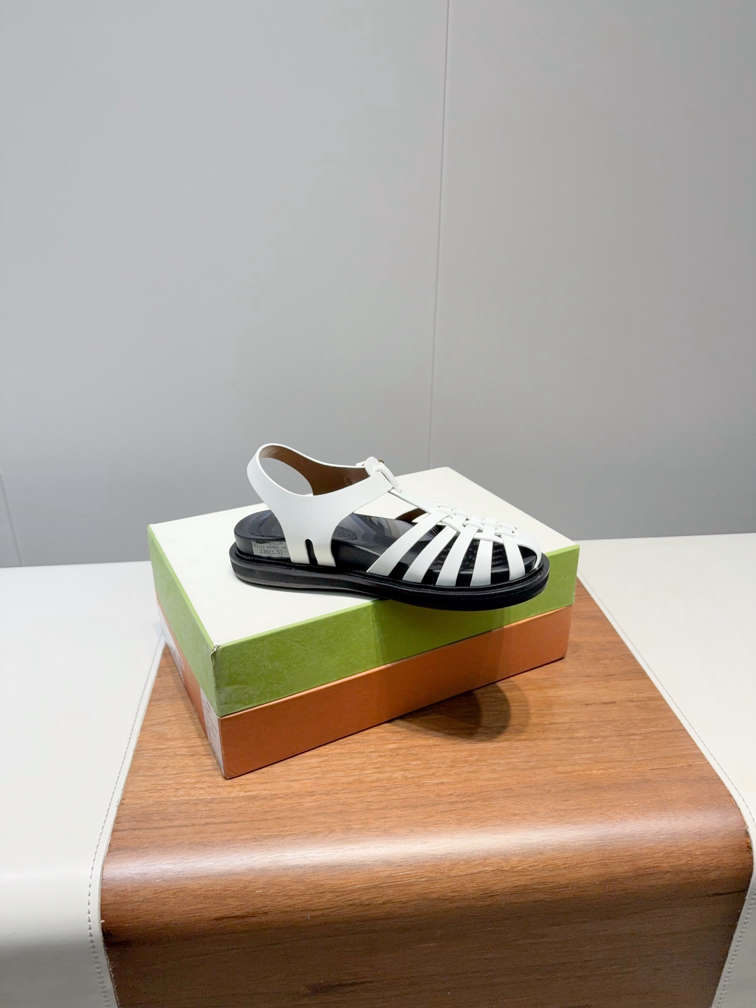 Unique Summer Sandals by P575 Marn-Mani with Special Soles for Comfort (18 words) - 图片 9