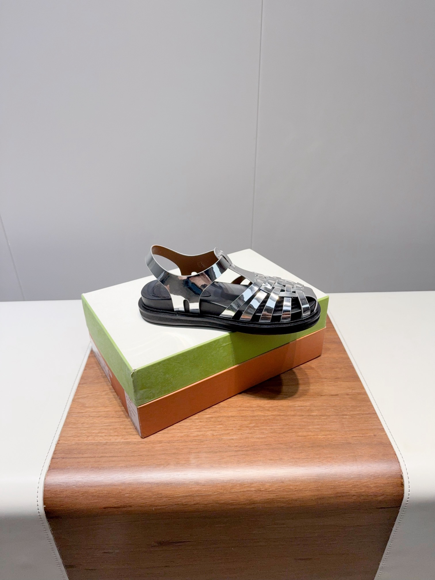 “Unique Summer Sandals by P575 Marn-Mani with Special Soles and Comfortable Fit” - 图片 9