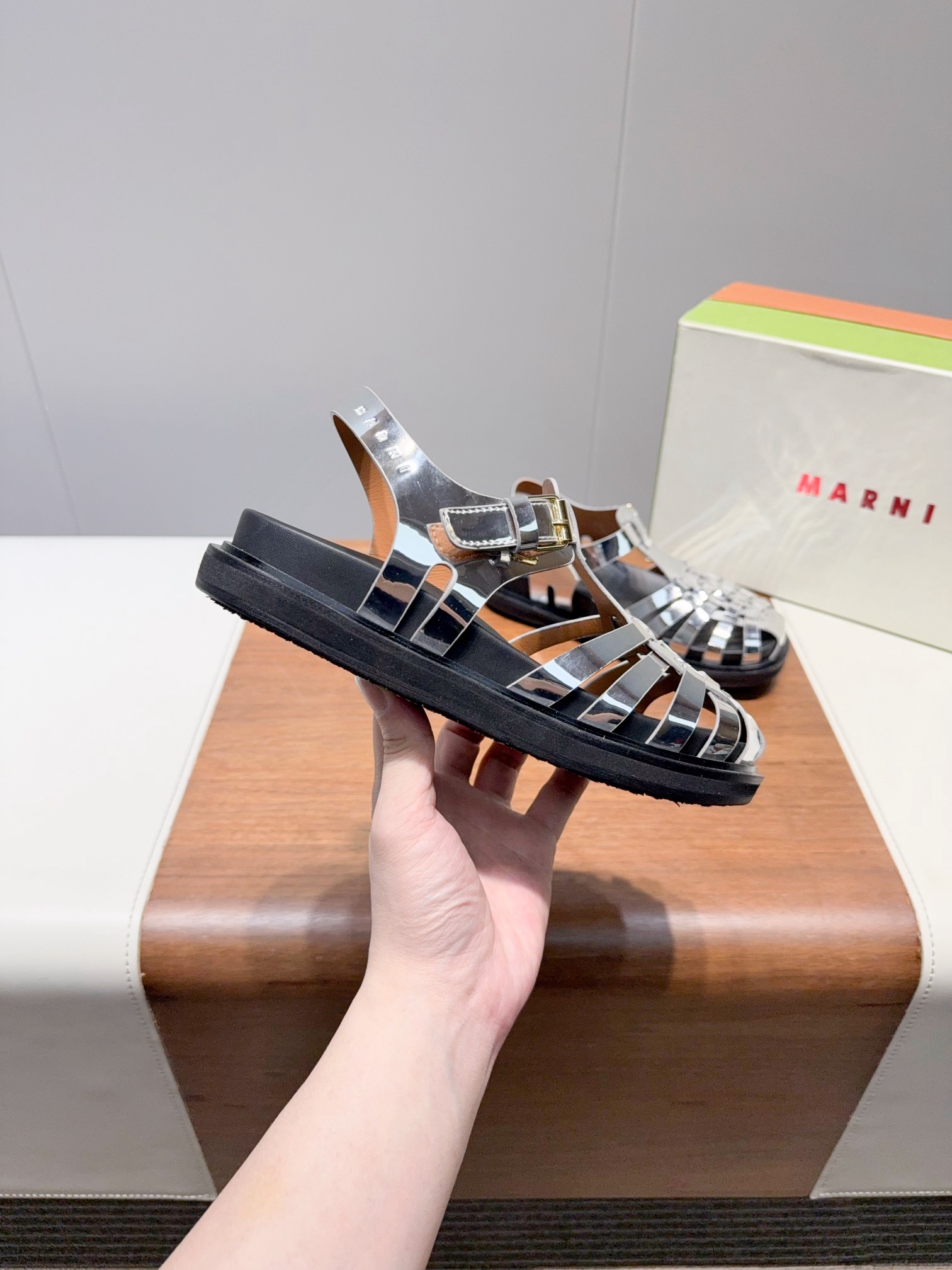 “Unique Summer Sandals by P575 Marn-Mani with Special Soles and Comfortable Fit” - 图片 7