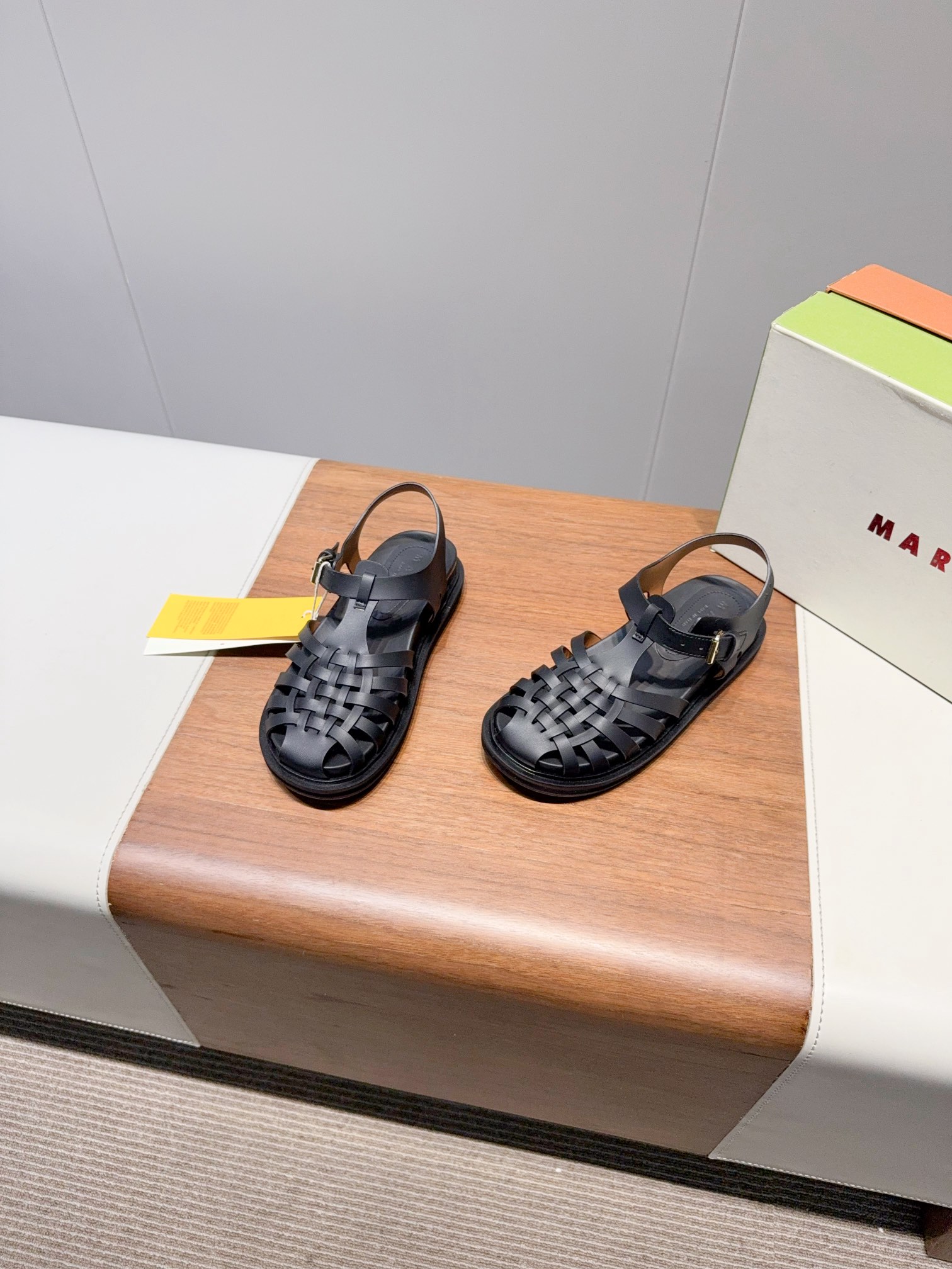 P575 Marn-Mani Summer Sandals: Stylish Design with Comfortable Soles for Women - 图片 3