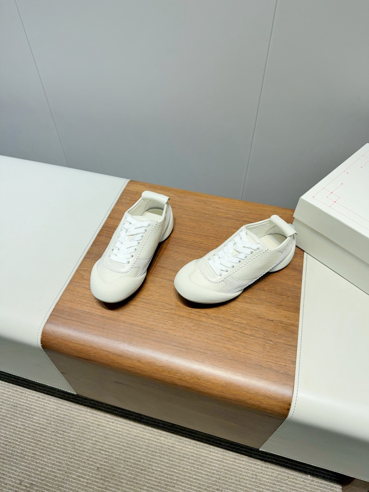 2025 McQueen’s High-Quality Shoes: Original Design, Comfortable Fit, Various Colors - 图片 3