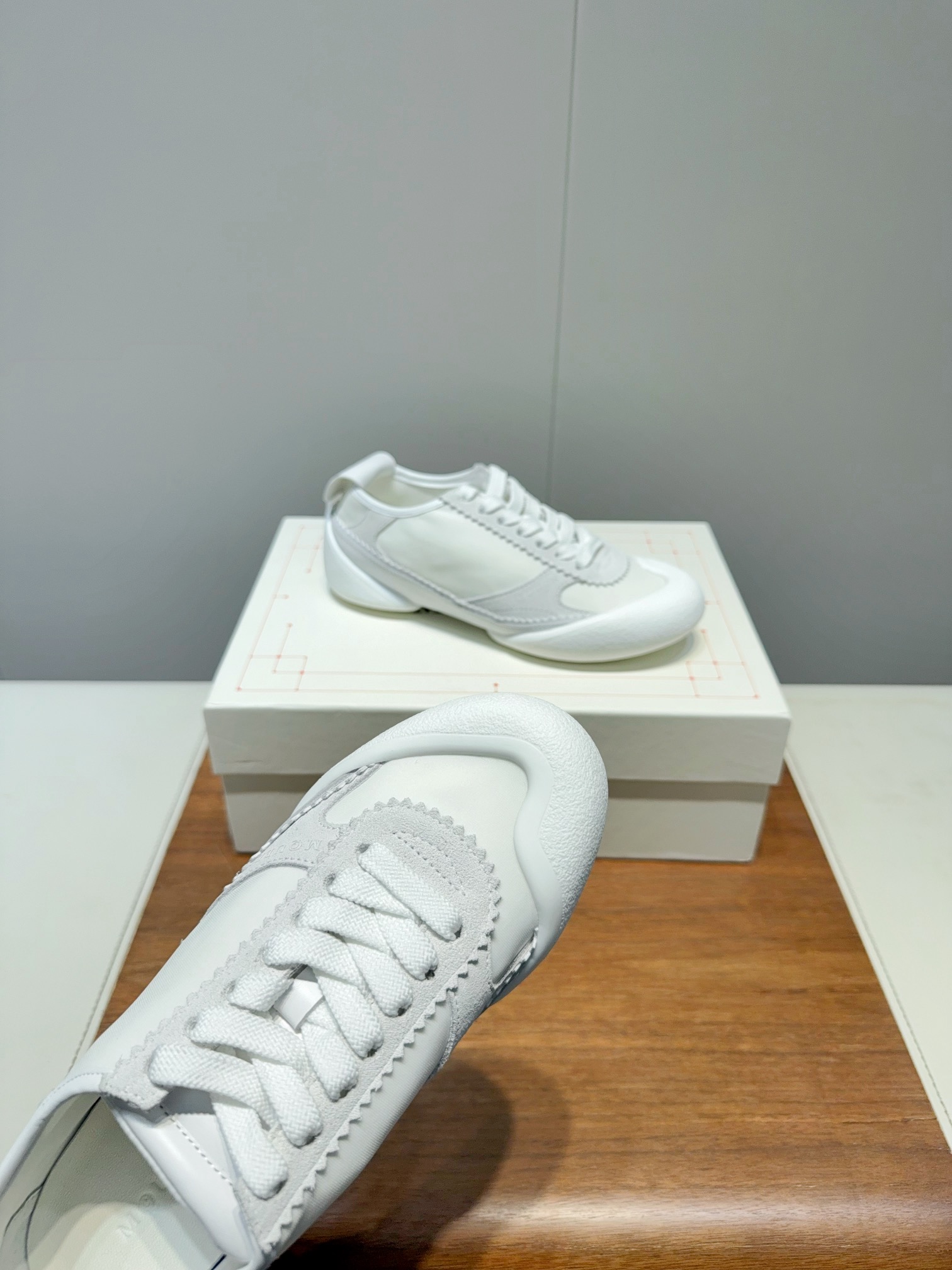 2025 McQueen’s Original Quality Shoes: Certified 1:1 Reset with Latest Materials - 图片 7