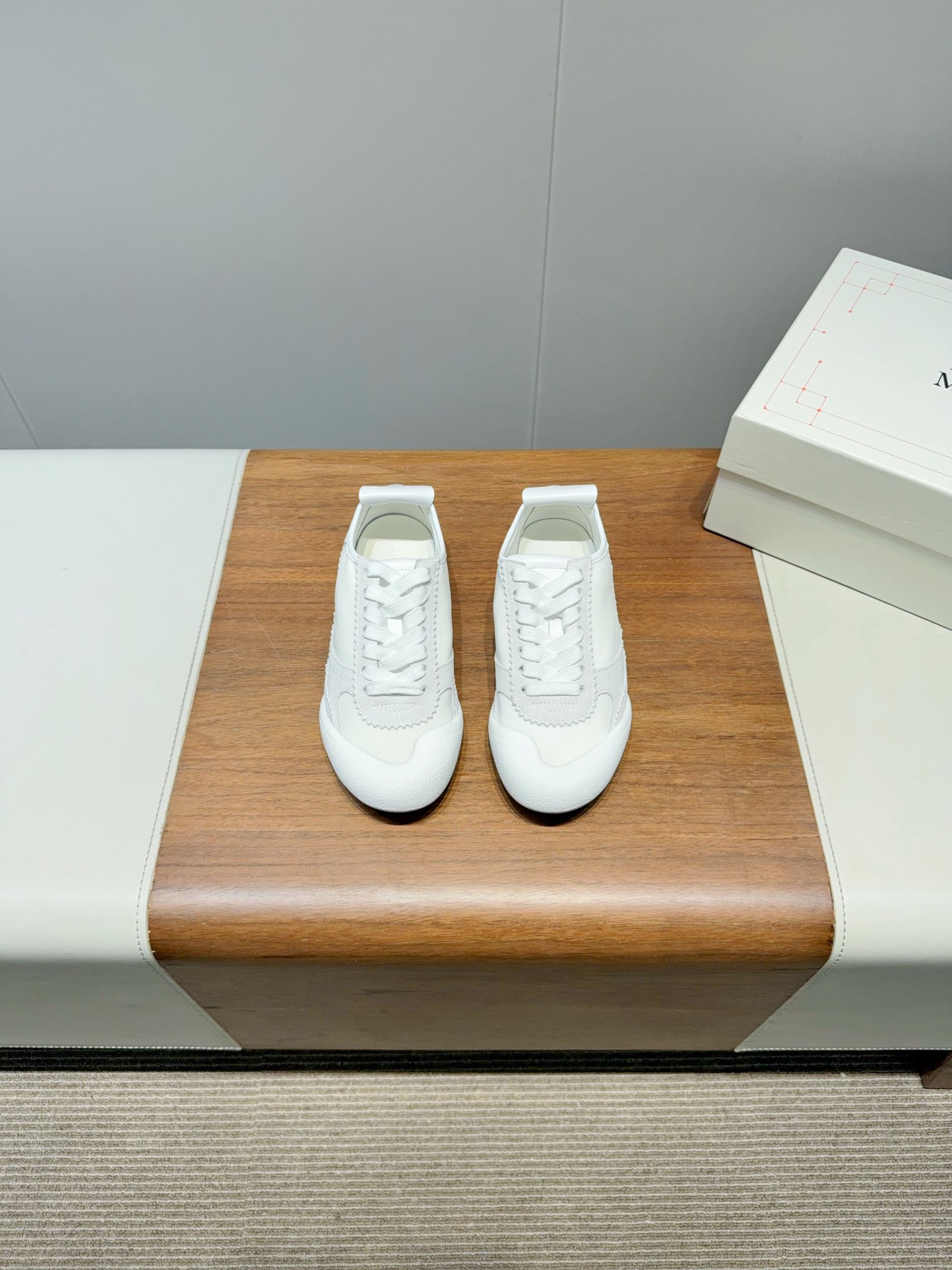 2025 McQueen’s Original Quality Shoes: Certified 1:1 Reset with Latest Materials - 图片 2