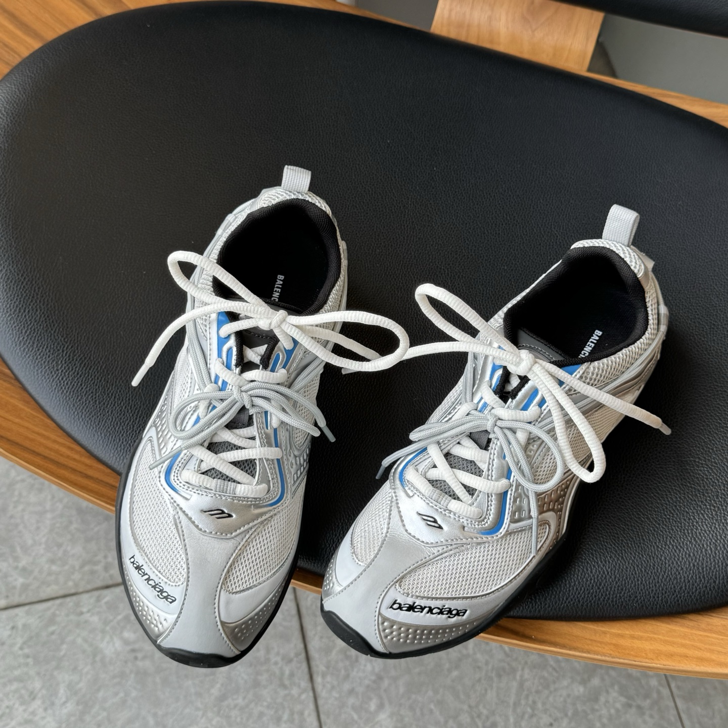 NO:898196,silver,19860909银色,,Men's shoes