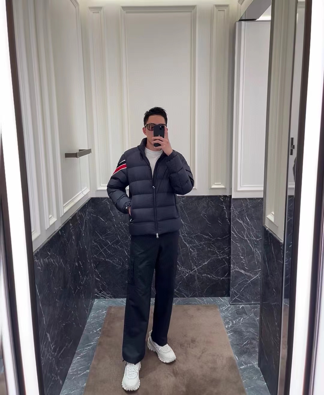 蒙口 三色彩条织带 羽绒服 上身效果图！