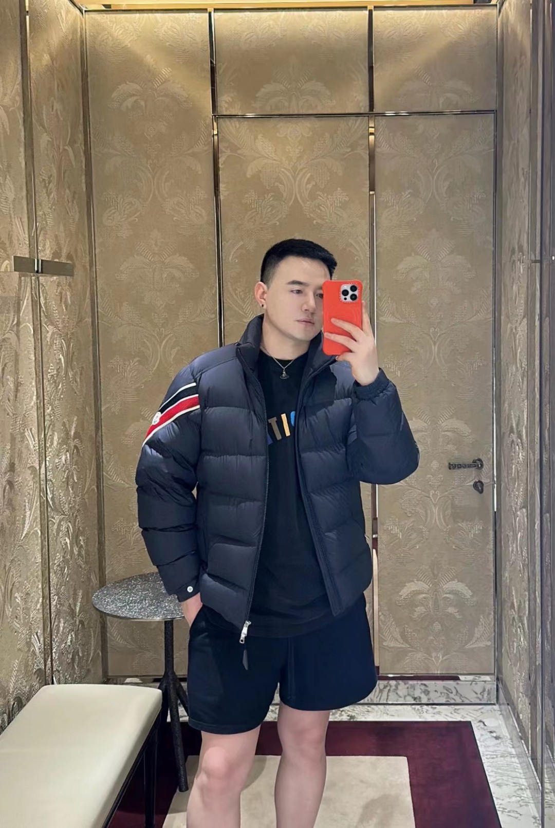 蒙口 三色彩条织带 羽绒服 上身效果图！