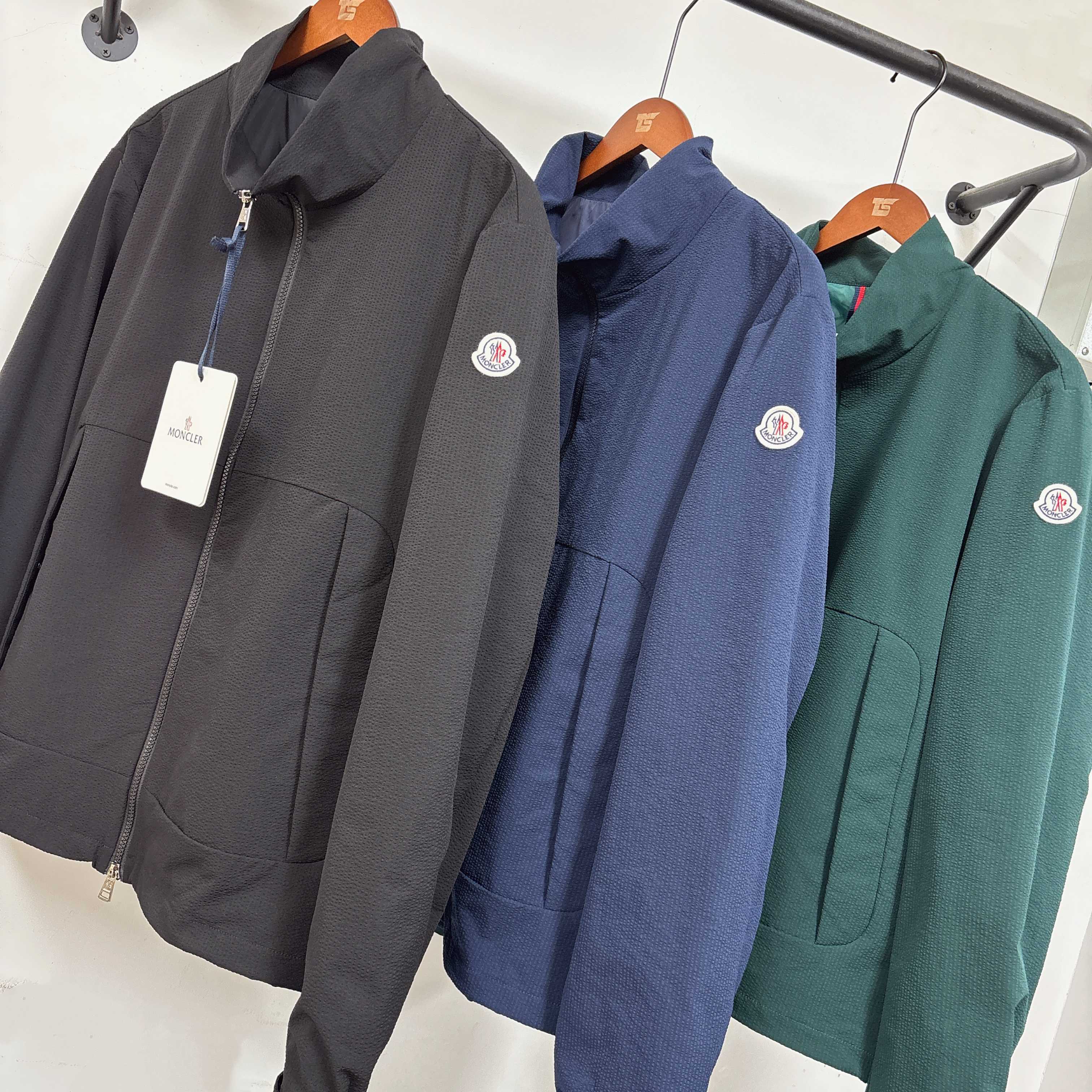 新款上架🎬Moncler 蒙口 Dauno 25爆款风衣夹克外套～官网专柜同步上新🈶售 时尚都市款 特供