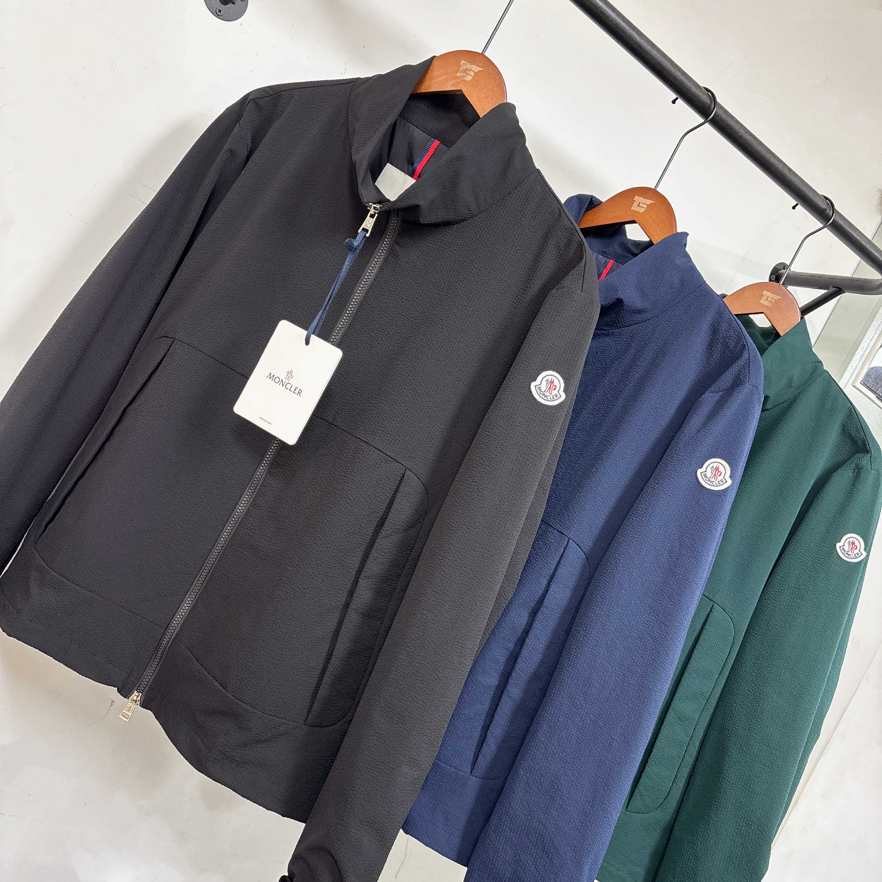 新款上架🎬Moncler 蒙口 Dauno 25爆款风衣夹克外套～官网专柜同步上新🈶售 时尚都市款 特供