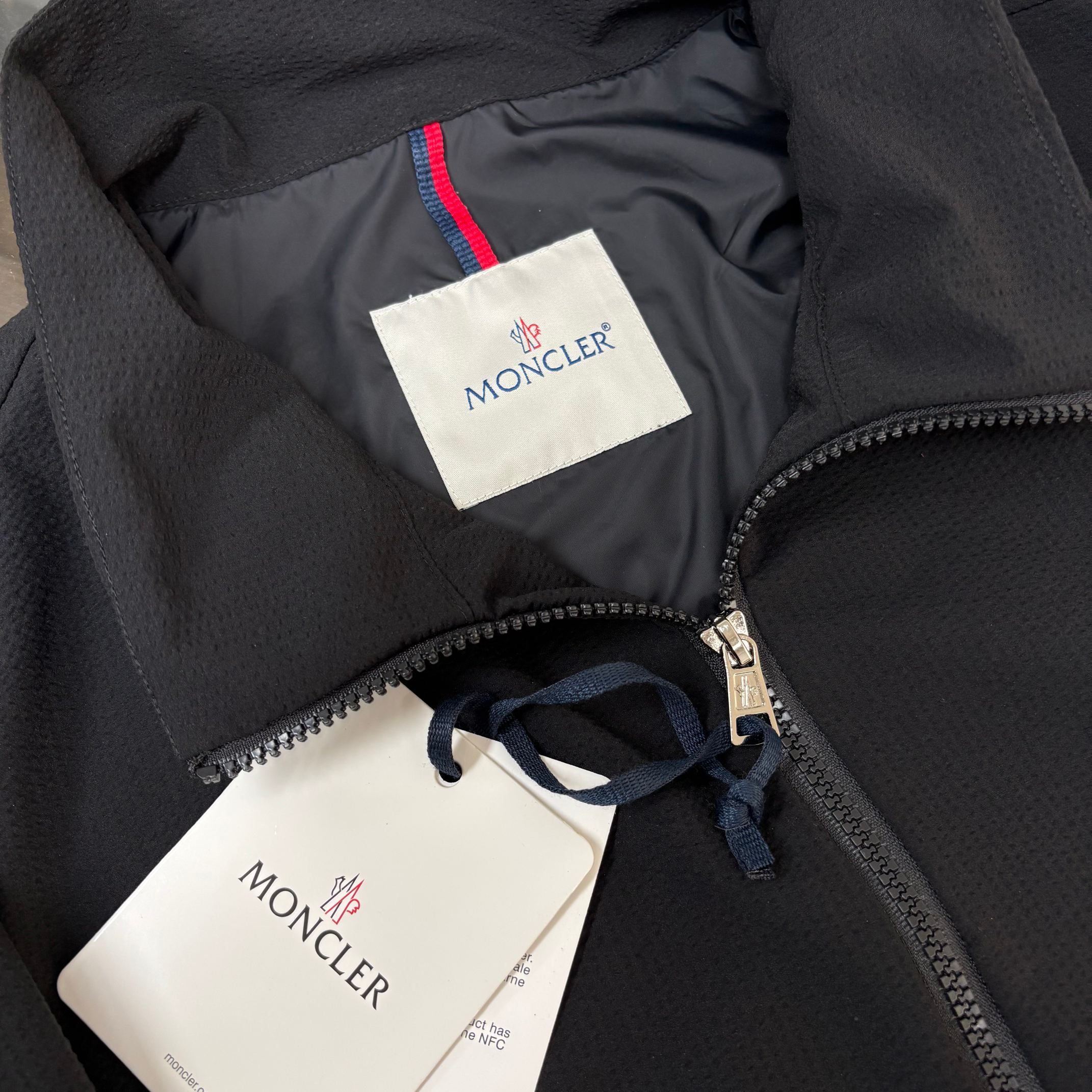 新款上架🎬Moncler 蒙口 Dauno 25爆款风衣夹克外套～官网专柜同步上新🈶售 时尚都市款 特供