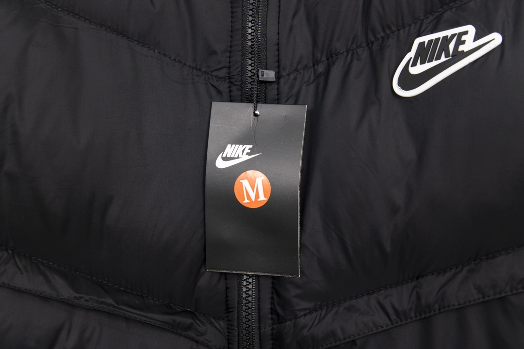 Nike Sportswear Down-Fill Wind Runner: Gold-Filled Cotton, One-Size-Fits-All, Double-Haired YK-Down Zip - 图片 3