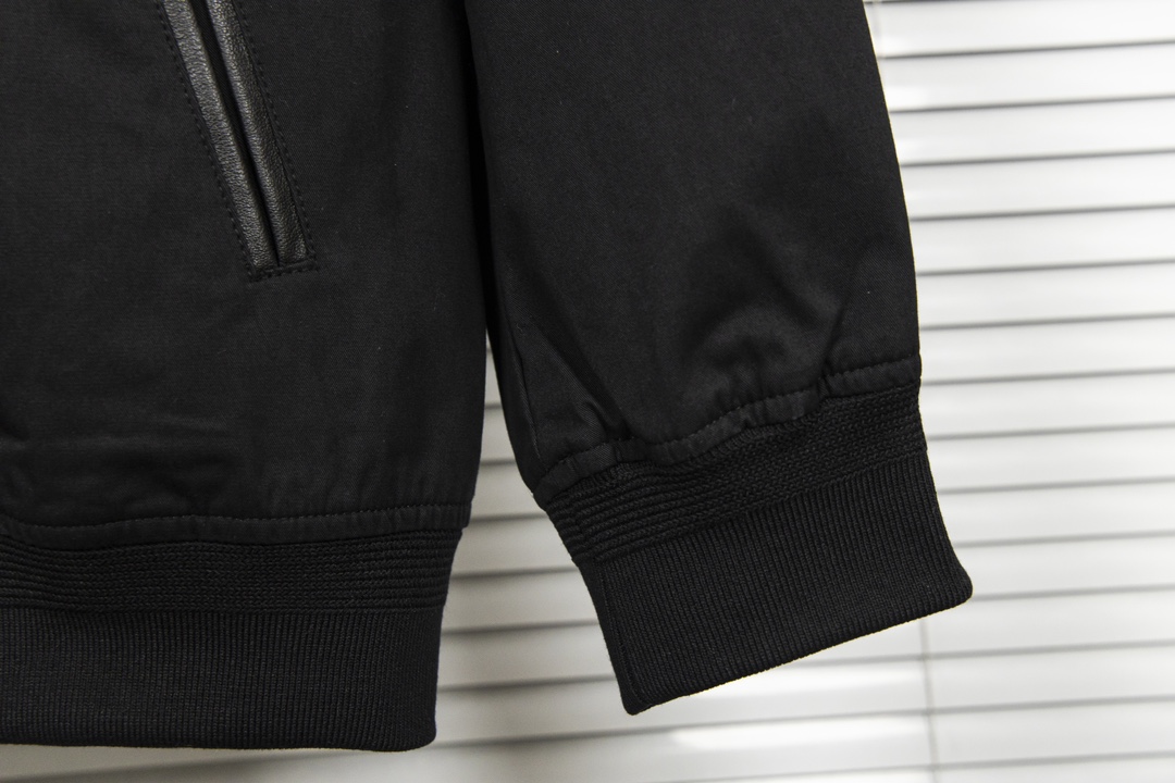 YAO 1F40 Pilot’s Jacket in High-End Silk Fabric with Laser Cut Logo. - 图片 9