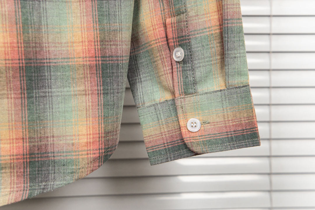 New MM6 Rainbow Maison Margiela 2023 FW Couple Leisure Shirt Details - 图片 9
