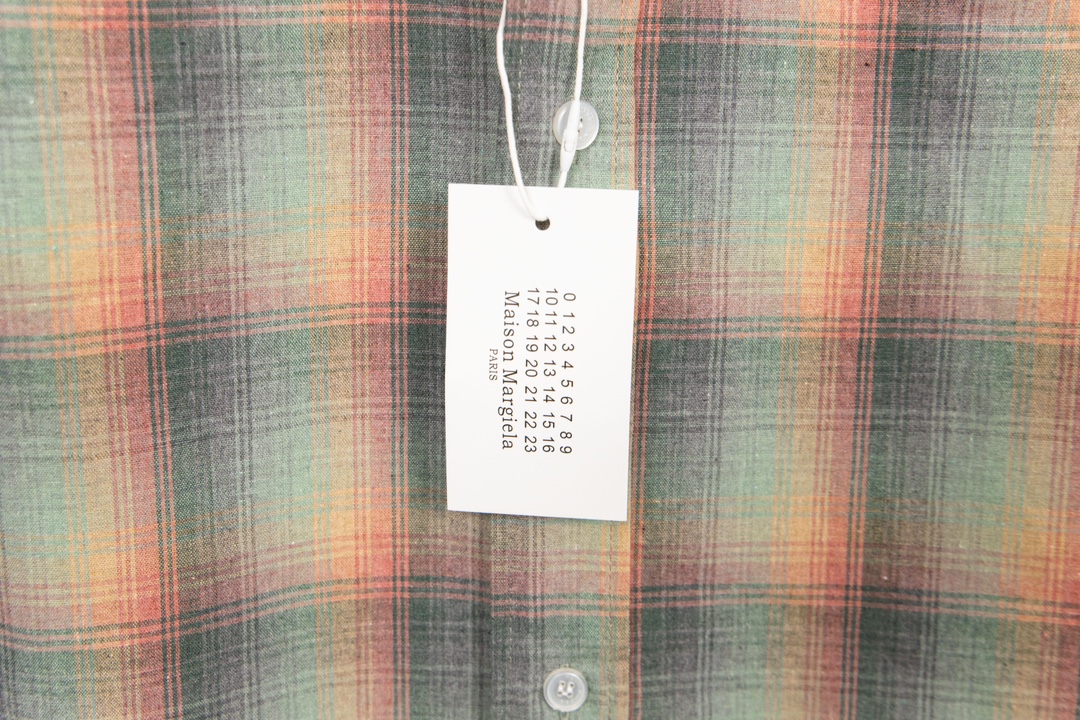New MM6 Rainbow Maison Margiela 2023 FW Couple Leisure Shirt Details - 图片 3