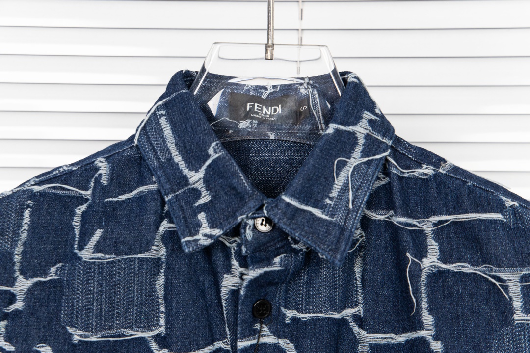 2024 FENDI Logo High-End Shirt Collection in Blue: Tailored Excellence and Quality - 图片 4