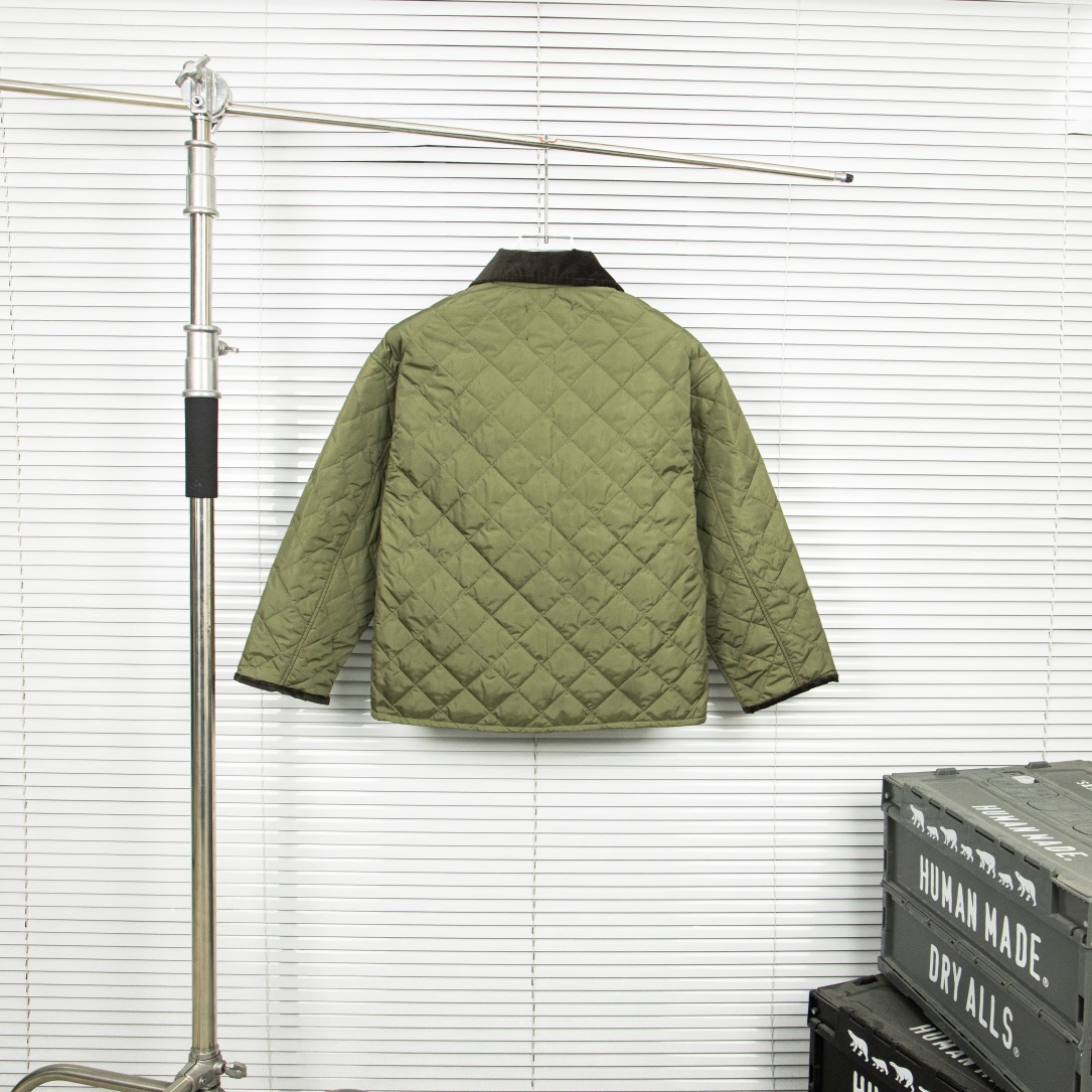 Prada Retro Cotton Jacket: Stylish, Warm, and Unique Design for Fashion Enthusiasts - 图片 2