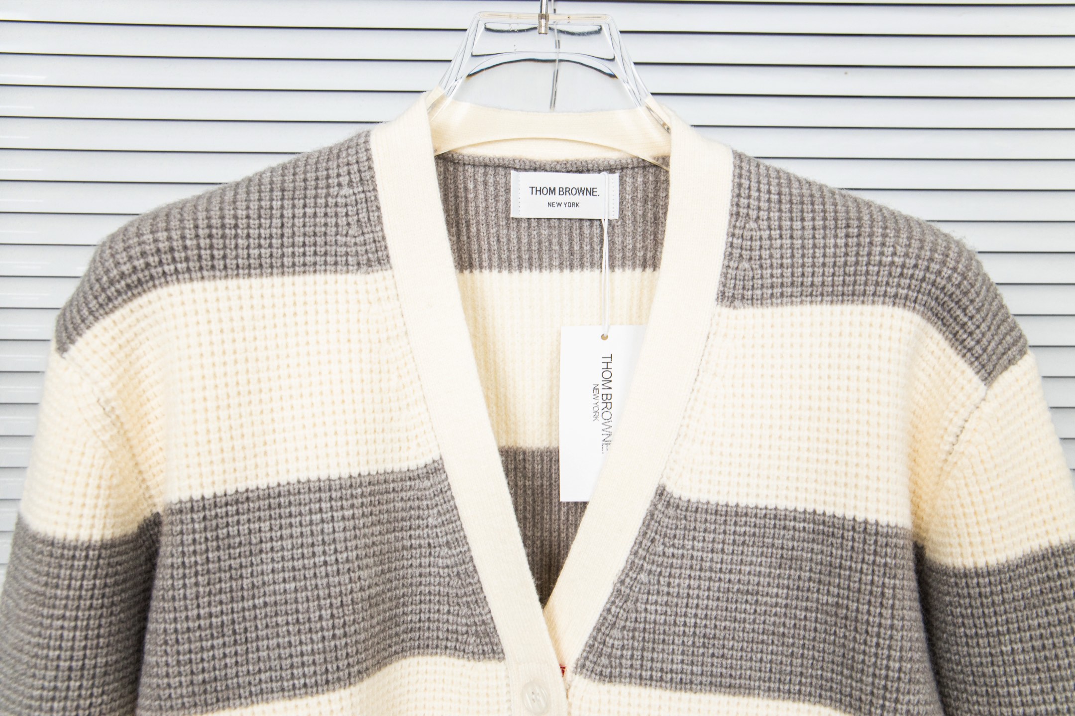 ThomBrowne London Knitwear Collection: Golf-Inspired Knitting in Arctic Style - 图片 4